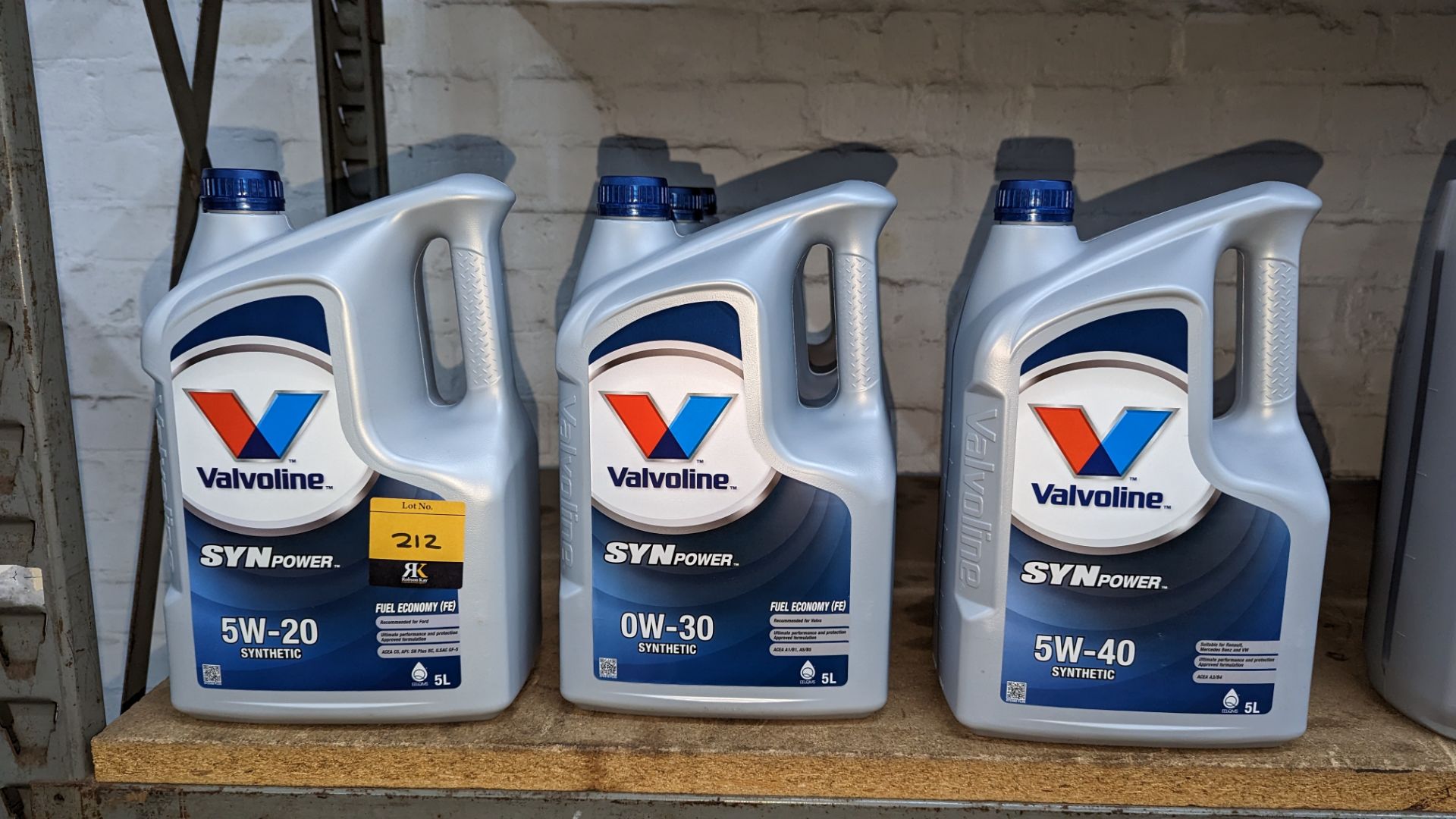 5 off assorted 5 litre bottles of Valvoline synthetic oil