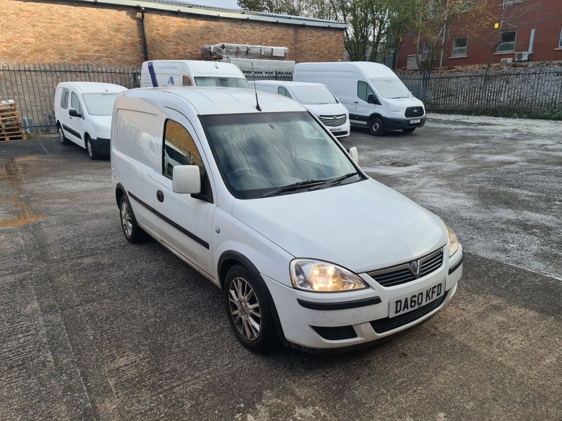 DA60 KFD. Vauxhall Combo 1700 SE DTi Car derived van, 5 speed, manual gearbox, 1248 cc Diesel engin