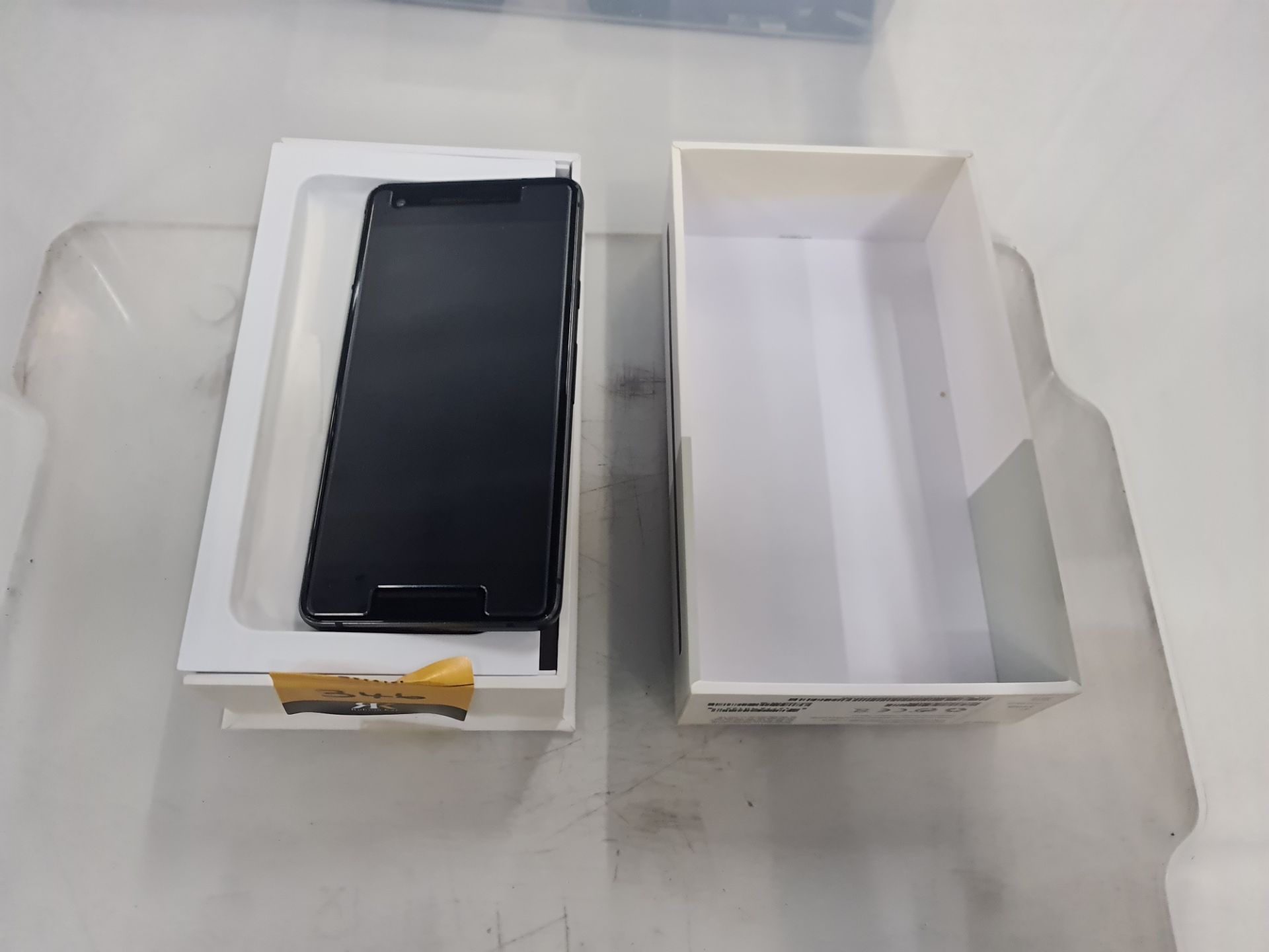 Google Pixel 2 mobile phone with box. - Image 7 of 11