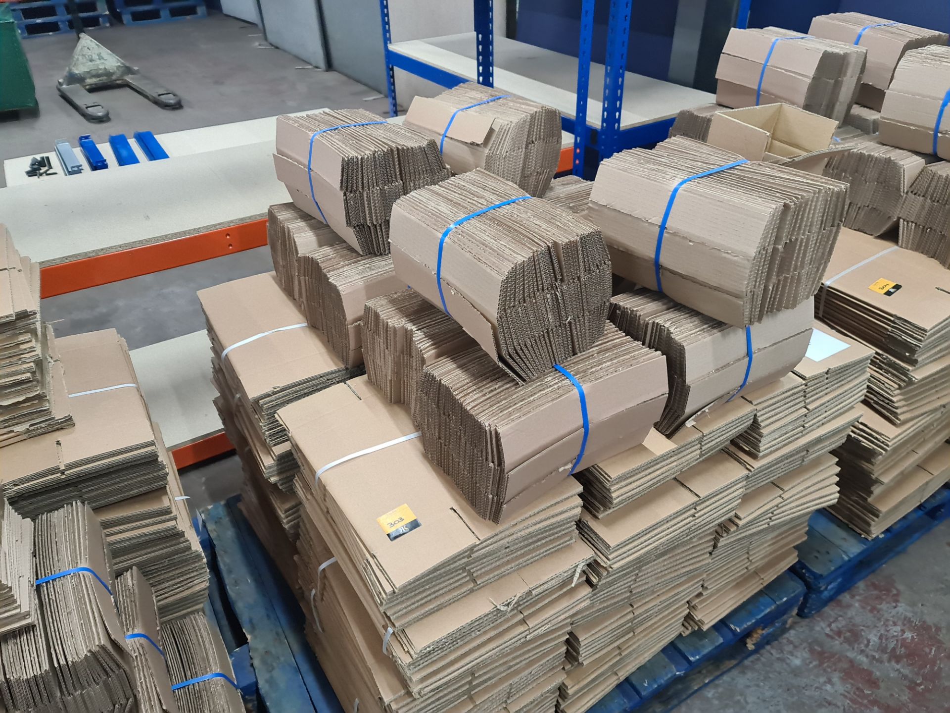 The contents of a pallet of cardboard boxes comprising approximately 300 boxes and 300 inserts; 200 - Image 5 of 12