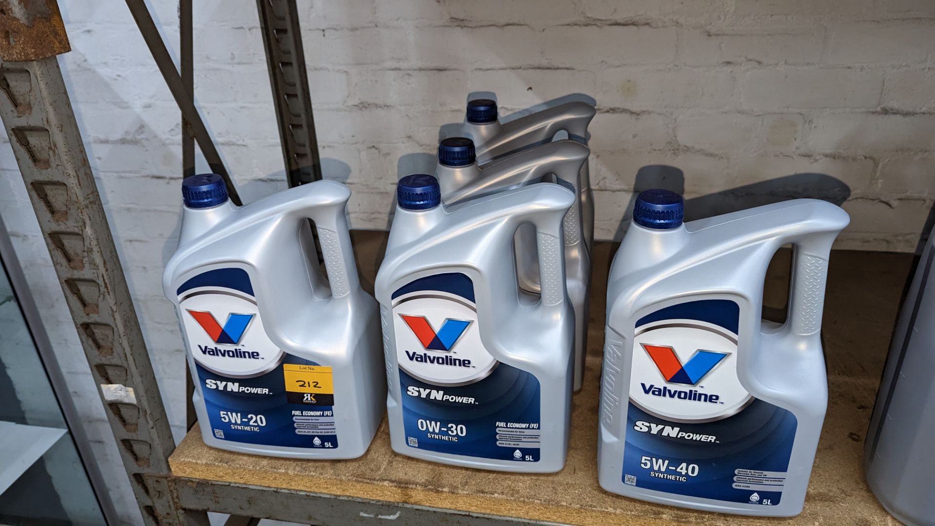 5 off assorted 5 litre bottles of Valvoline synthetic oil - Image 6 of 6