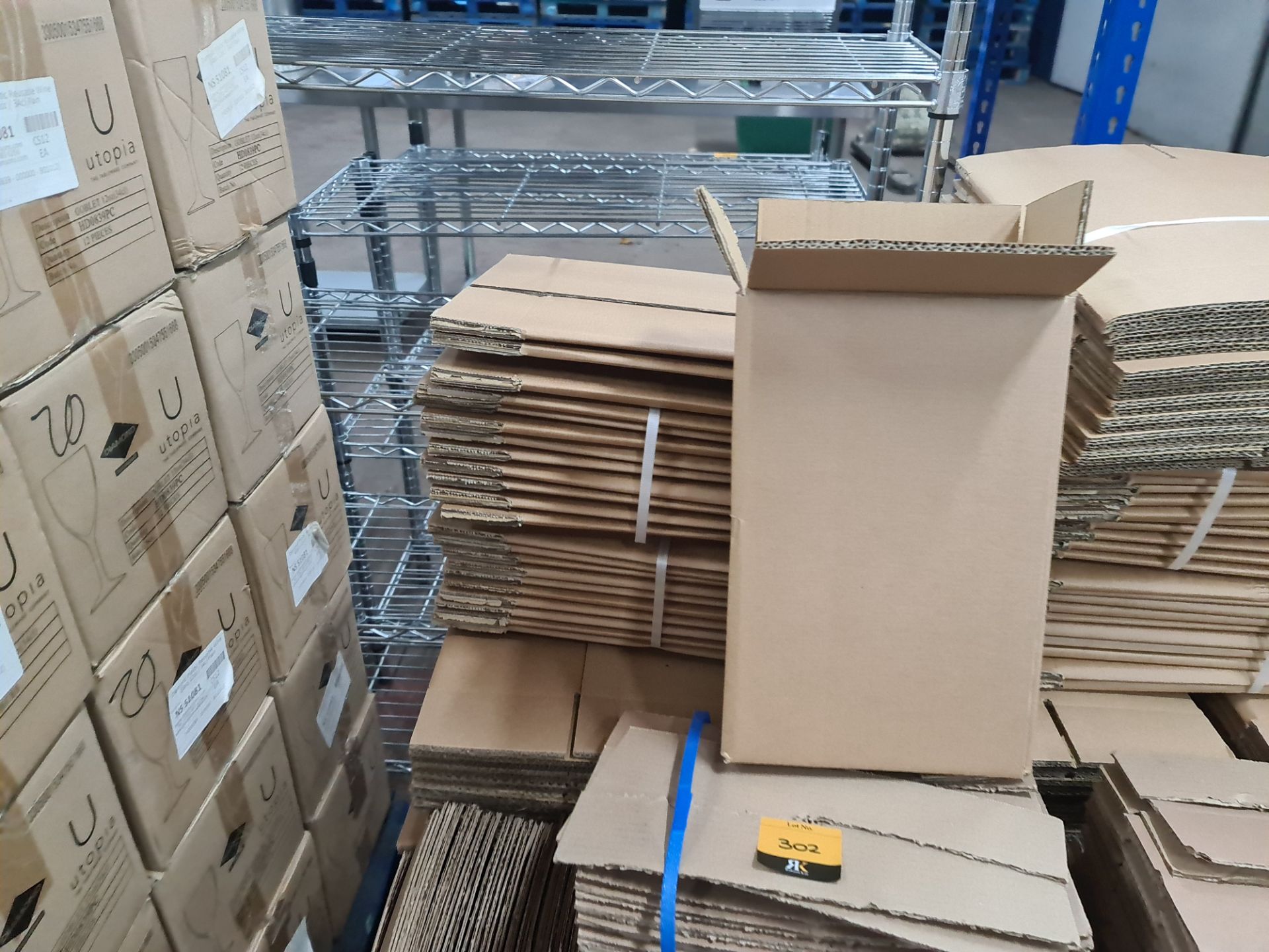 The contents of a pallet of cardboard boxes and inserts, comprising approximately 200 boxes and 450 - Image 9 of 10