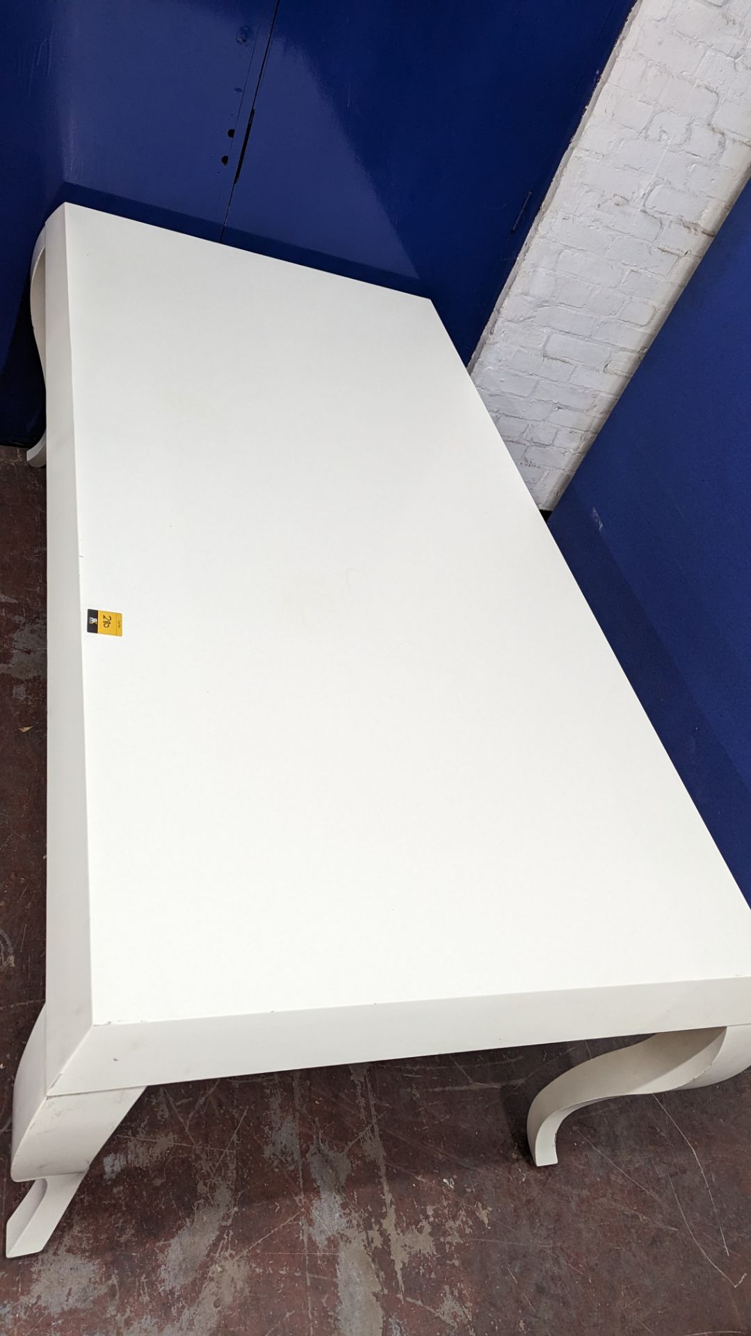 Large painted wooden table with detachable legs, max dimensions approximately 202 cm x 98 cm - Image 3 of 6