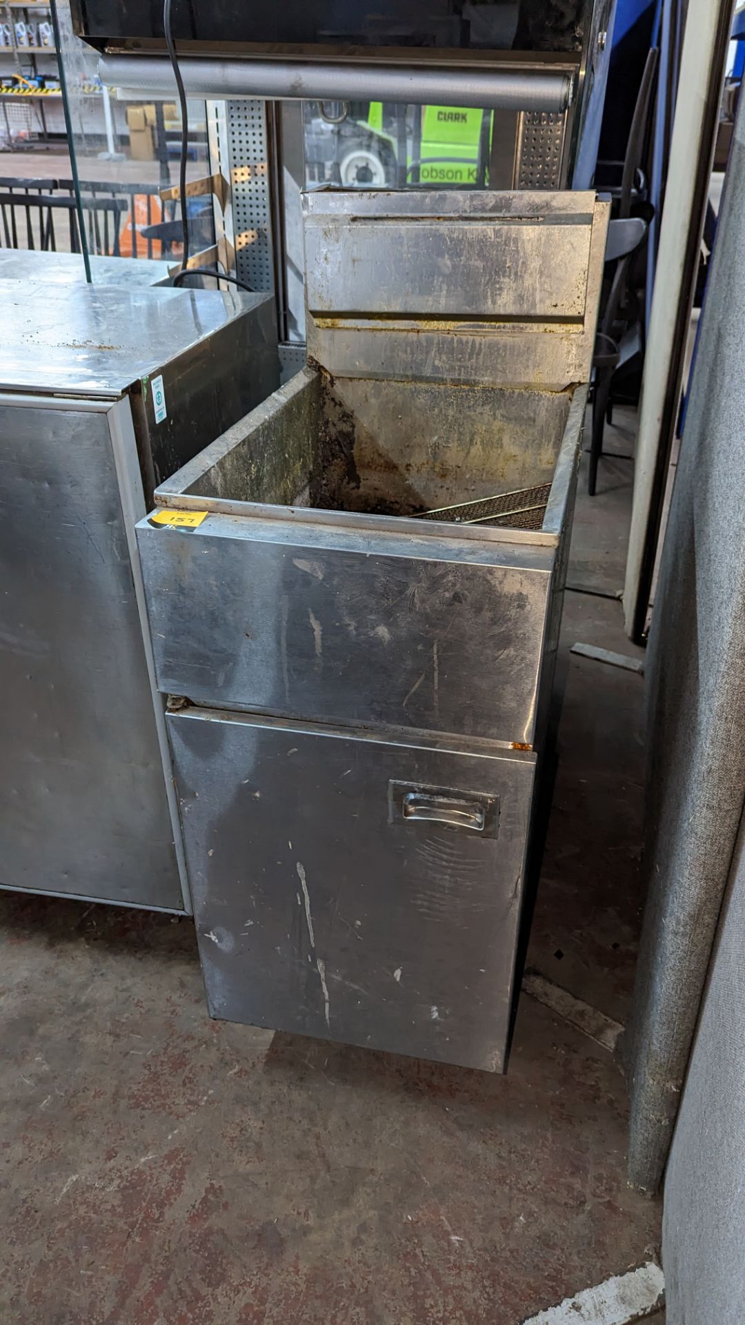 Stainless steel floor standing fryer - Image 3 of 6