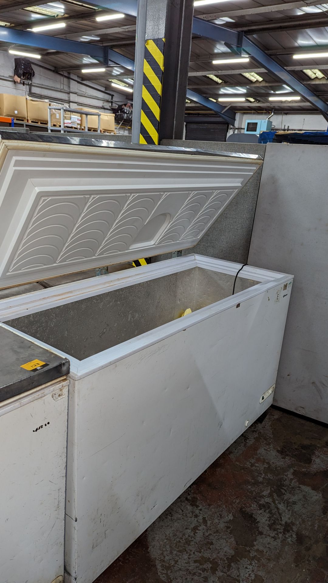 Chest freezer with stainless steel topped lid, approximately 150cm long - Image 4 of 5