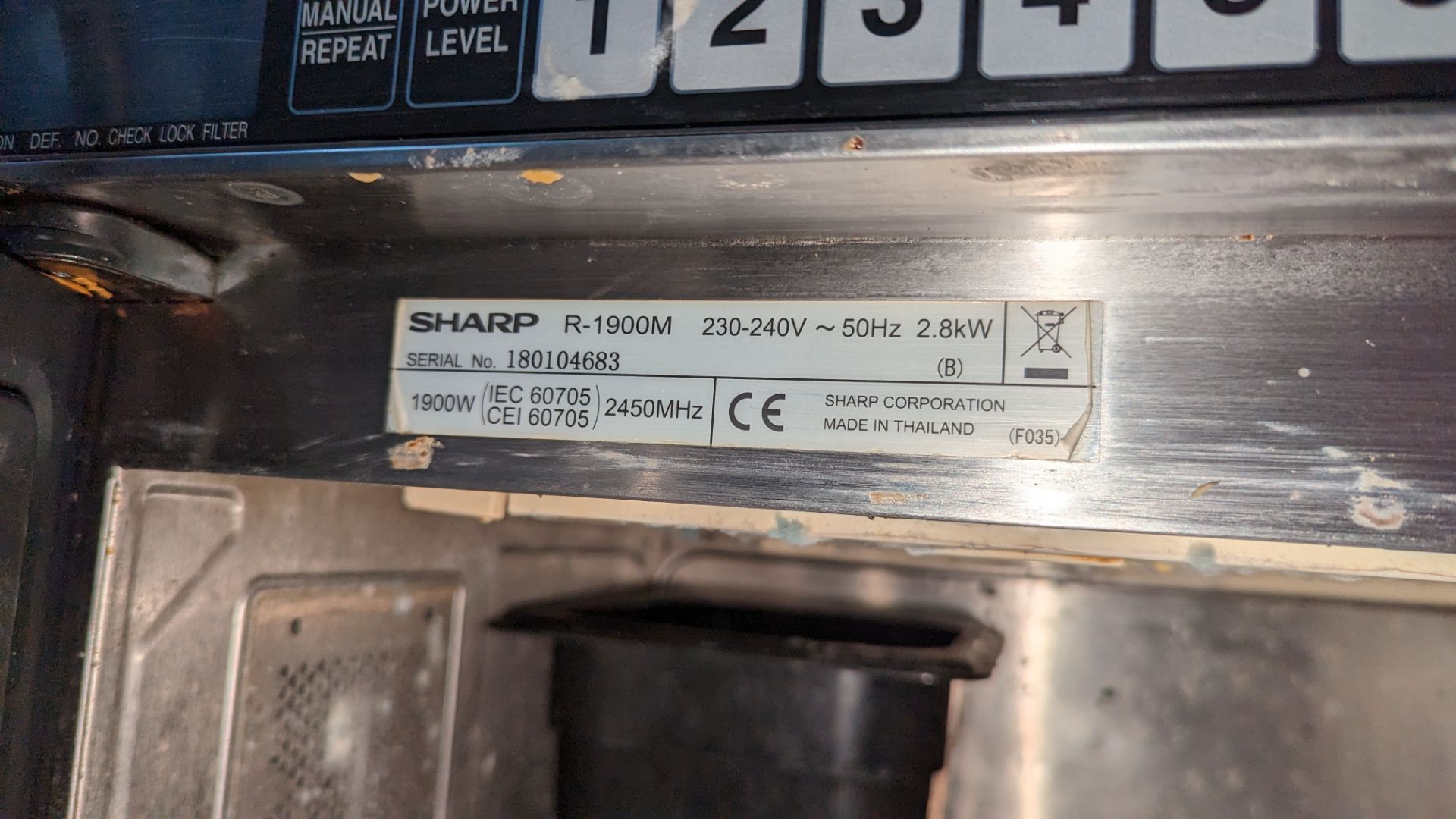 Sharp commercial microwave model R-1900M - Image 4 of 5