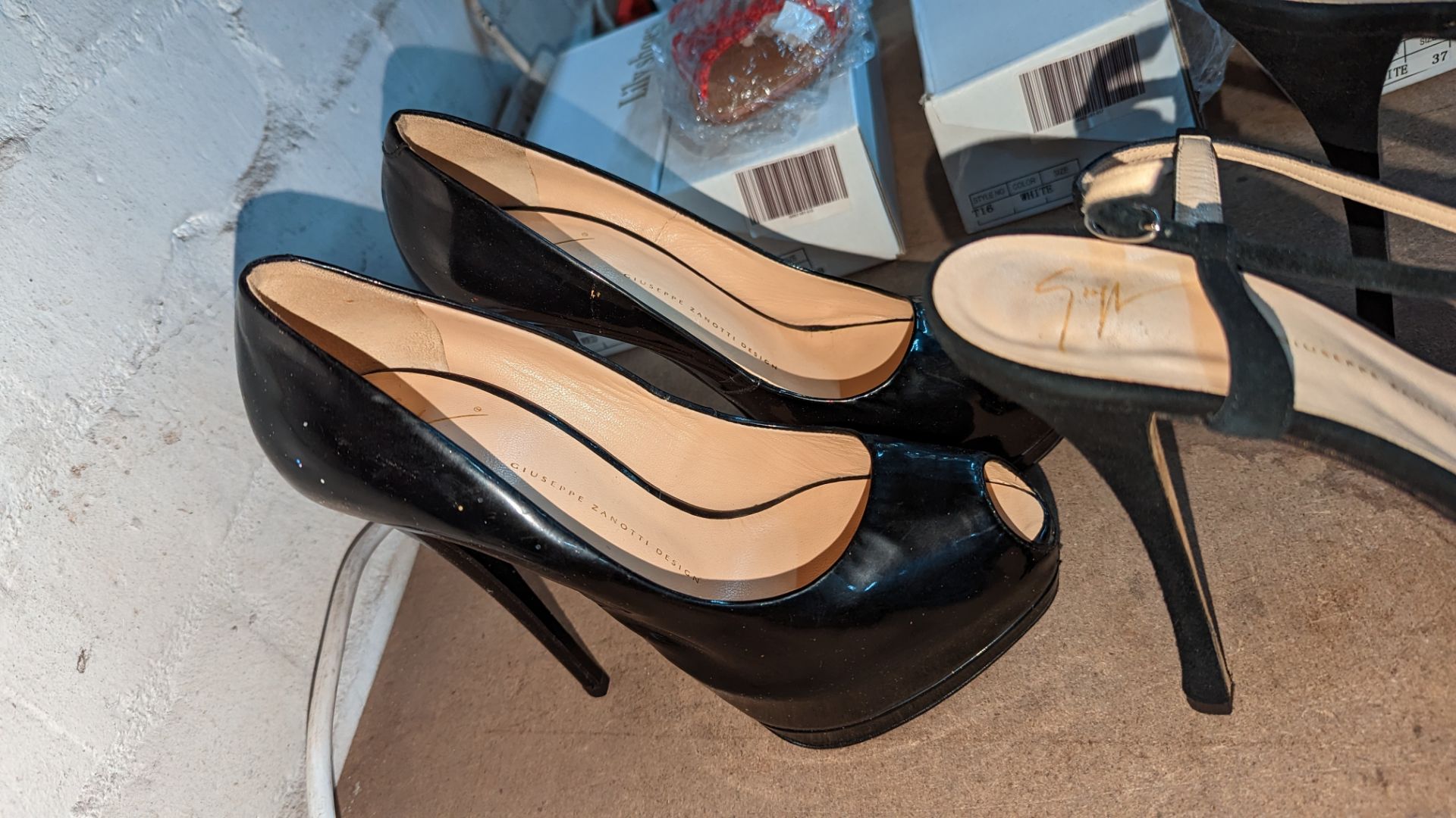 2 pairs of ladies shoes by Giuseppe Zanotti, one pair is size 39 & the other size 38.5 - Image 4 of 10