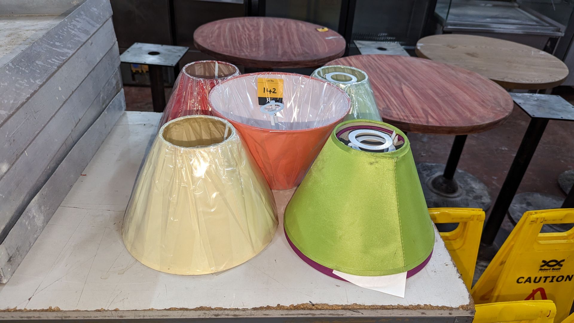 6 lampshades - Image 2 of 3