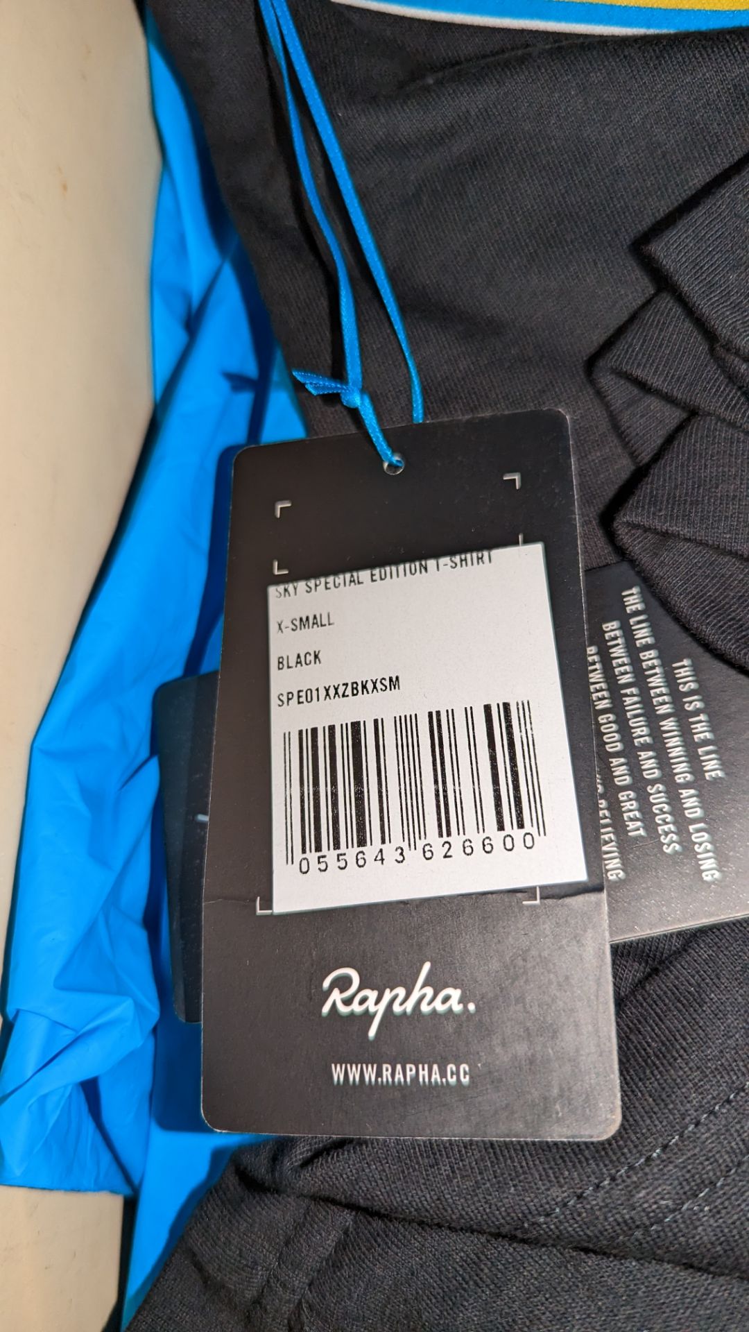 10 Rapha Cycling Sky special edition ladies t-shirts, most of which appear to be in size XS - crate - Image 5 of 5