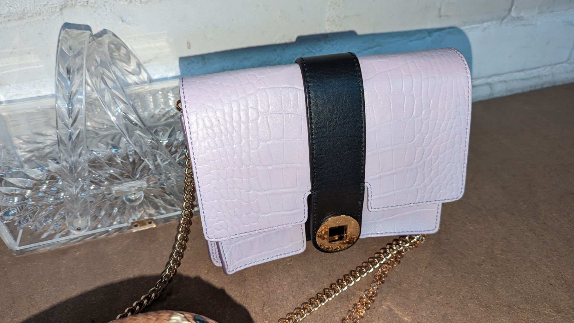 5 assorted handbags & clutches - Image 6 of 7