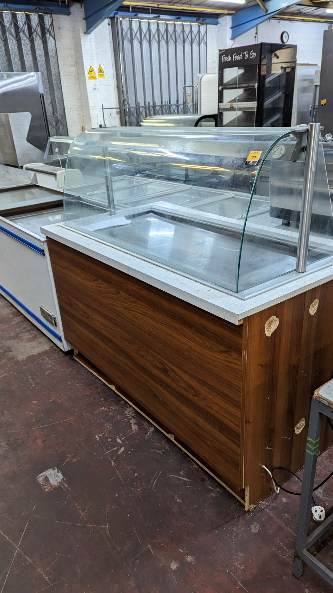 XL refrigerated drop-in display unit - Image 3 of 8