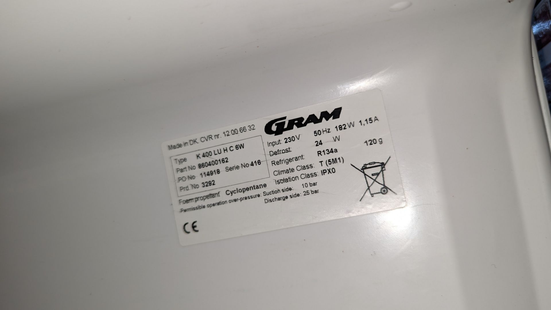 Gram tall white fridge K400LU - Image 4 of 4