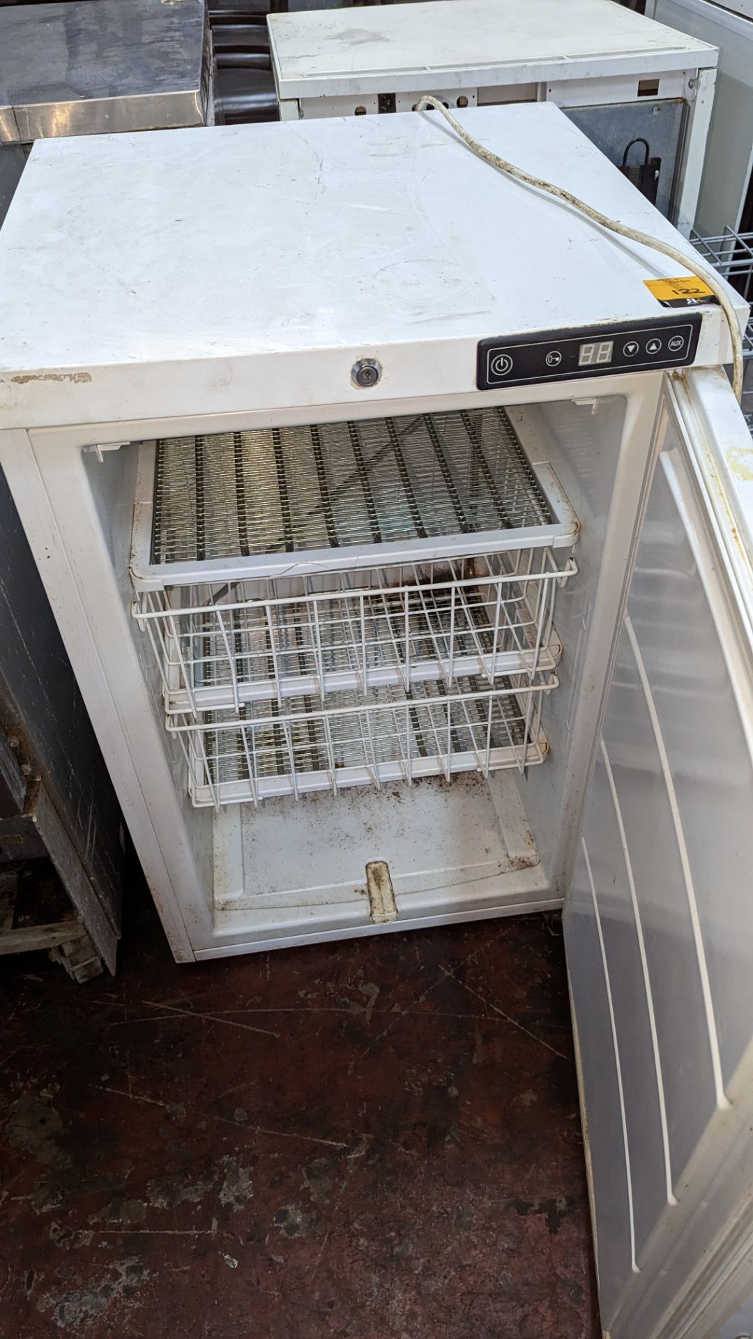 2 assorted pieces of refrigeration - Image 8 of 9
