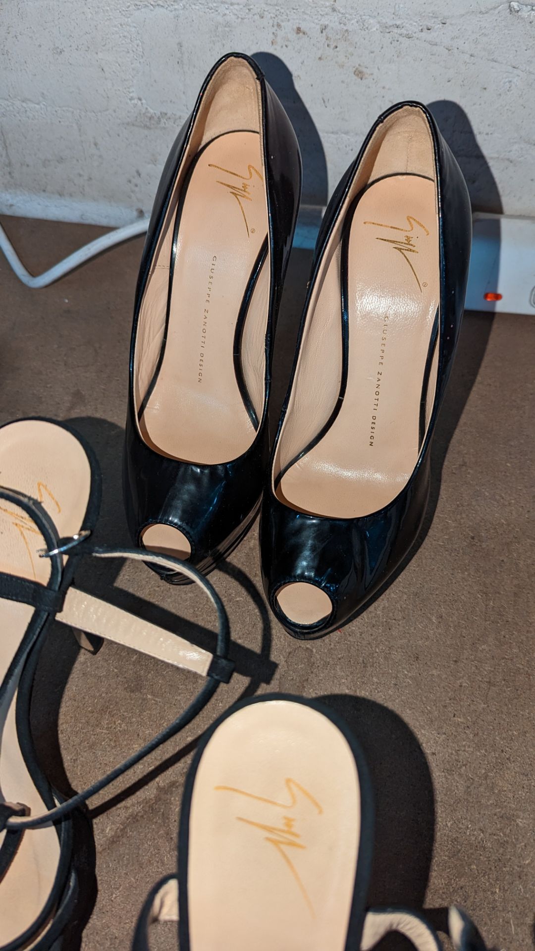 2 pairs of ladies shoes by Giuseppe Zanotti, one pair is size 39 & the other size 38.5 - Image 5 of 10