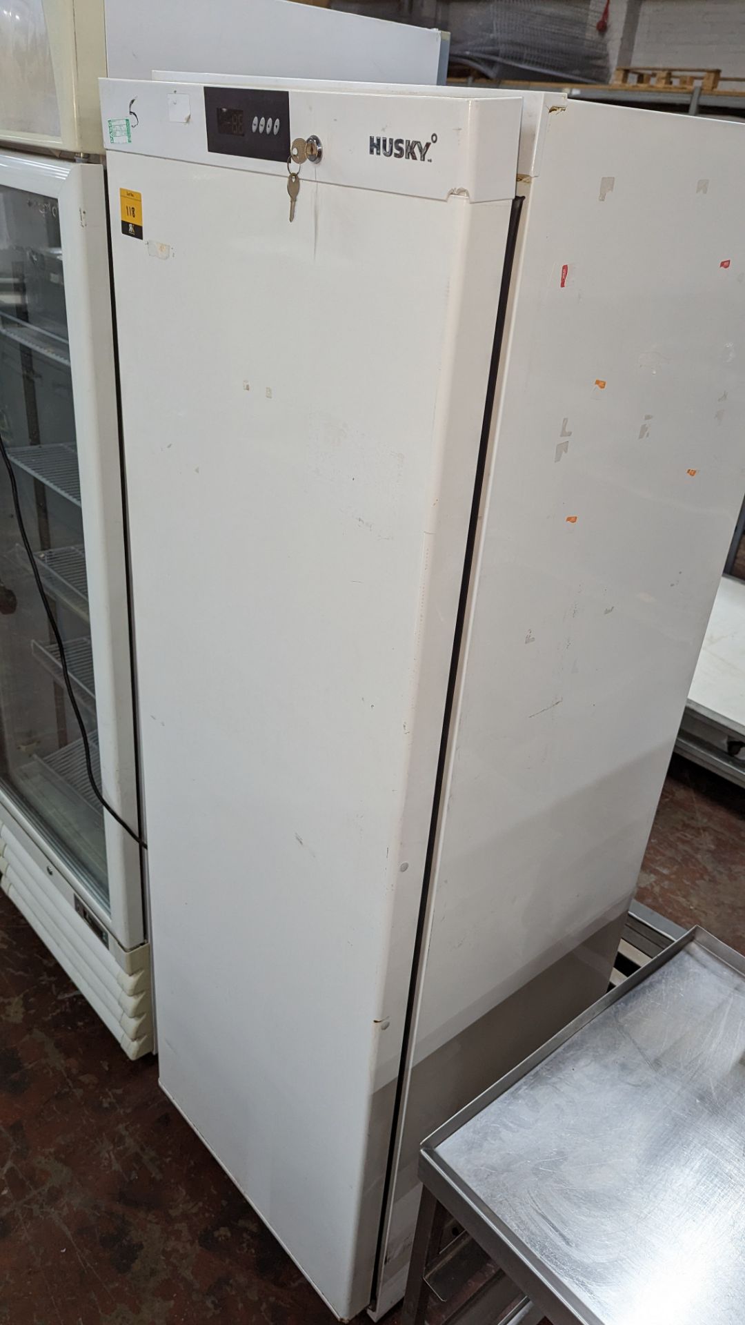 4 assorted tall pieces of refrigeration - Image 3 of 14