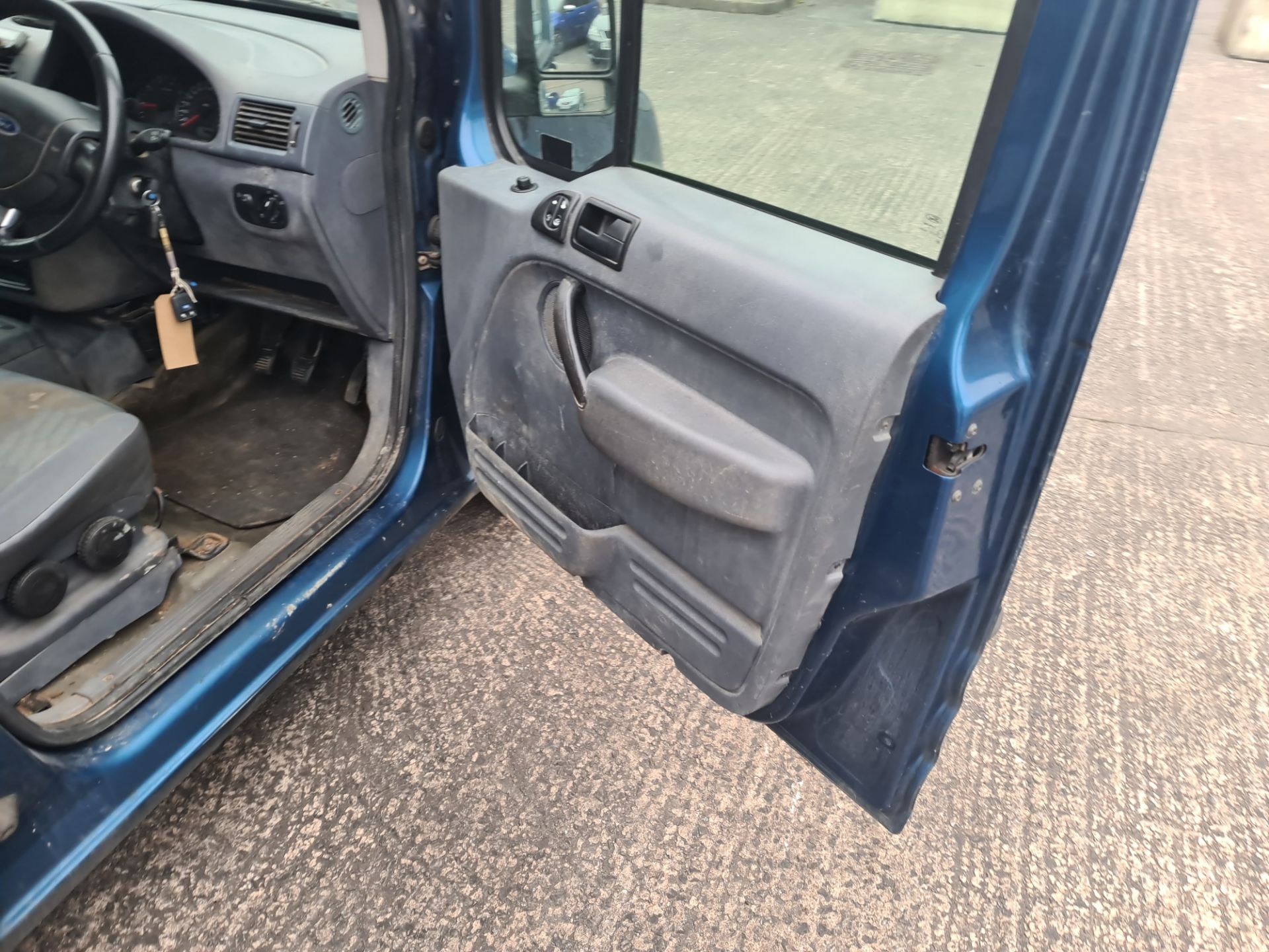 2007 Ford Transit Connect T230 LX90 panel van - Image 10 of 53