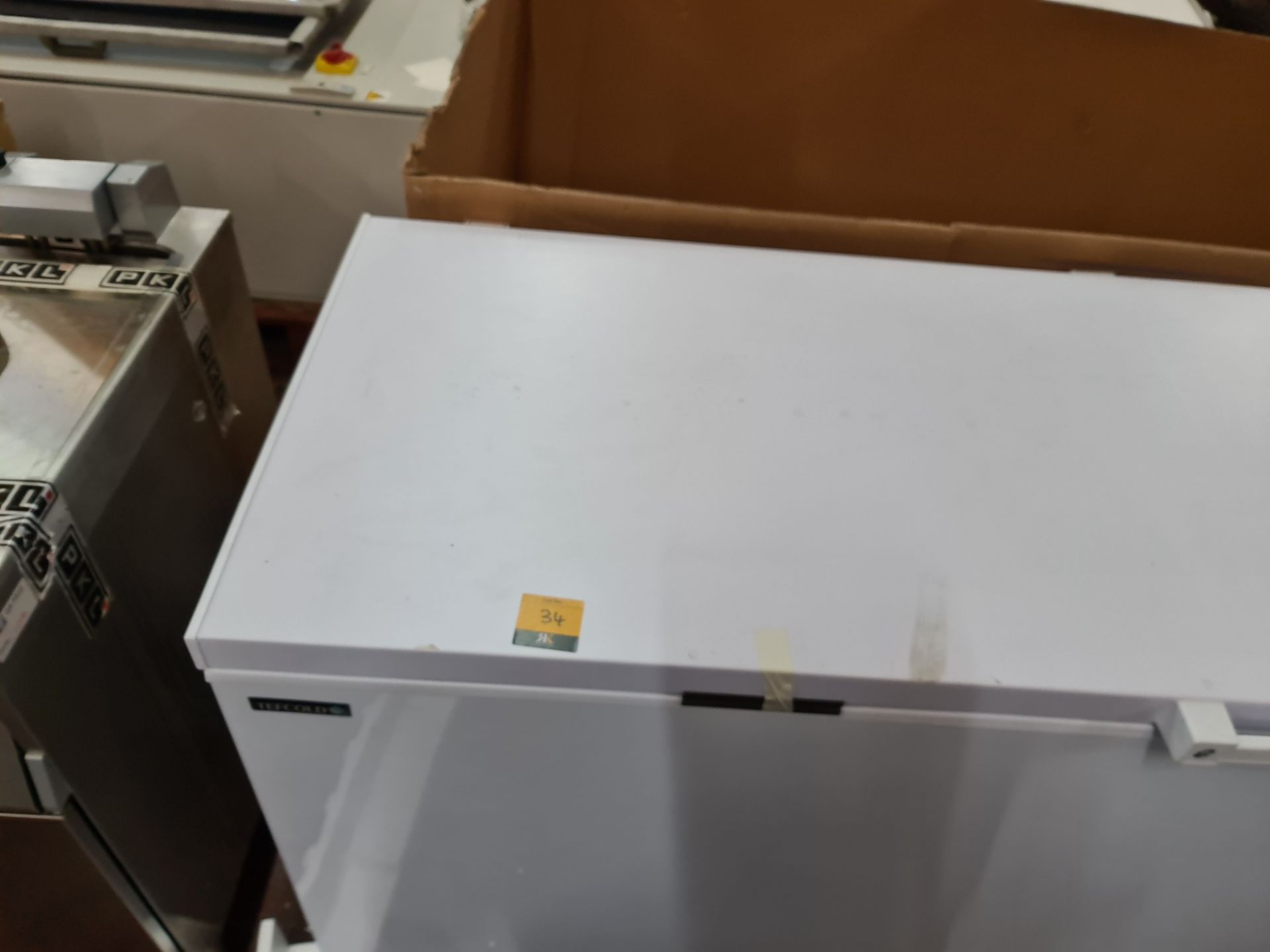 Tefcold 1.8 metre solid top chest freezer, model FR605SL, with 2 keys, appears new/unused. - Image 9 of 9