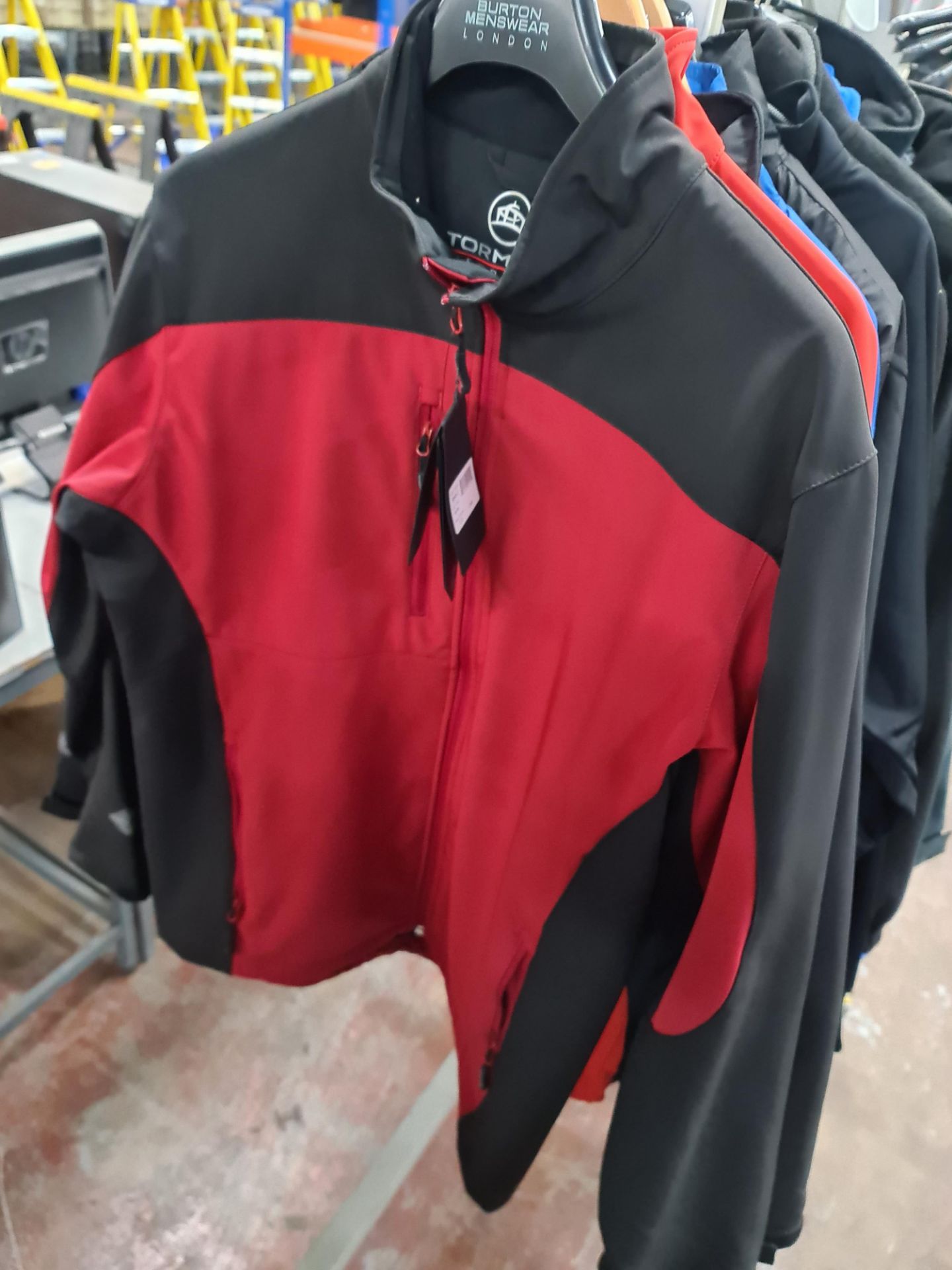 7 off assorted Stormtech soft shell jackets and similar. N.B. hangers and garment rails excluded - Image 8 of 8