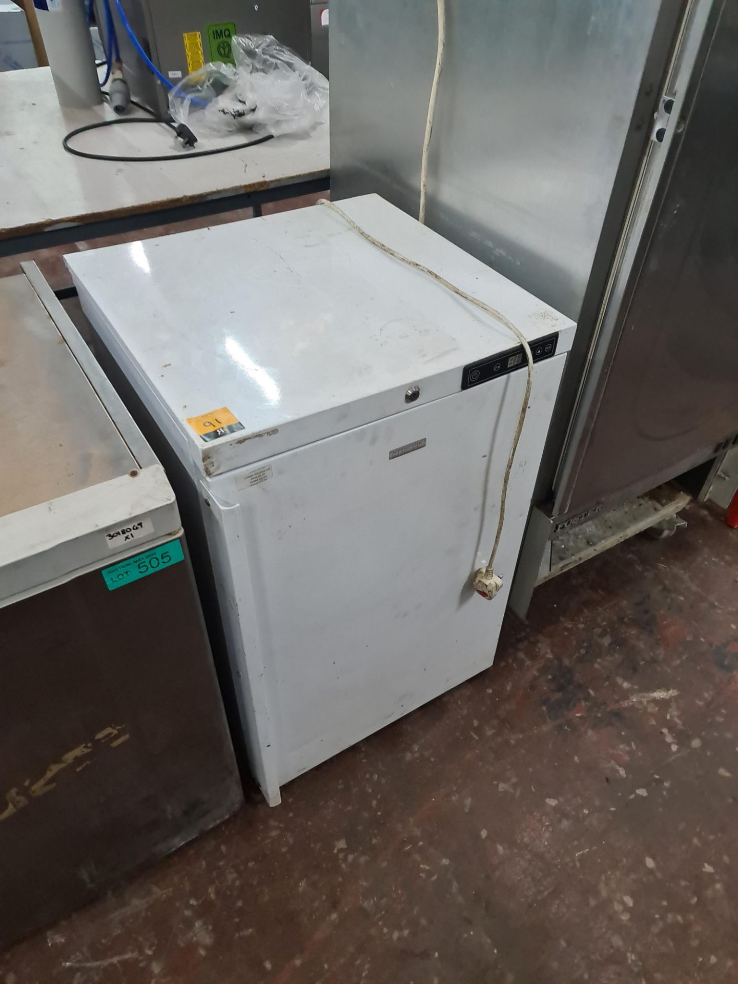 White undercounter freezer, model SPZ 751-116L