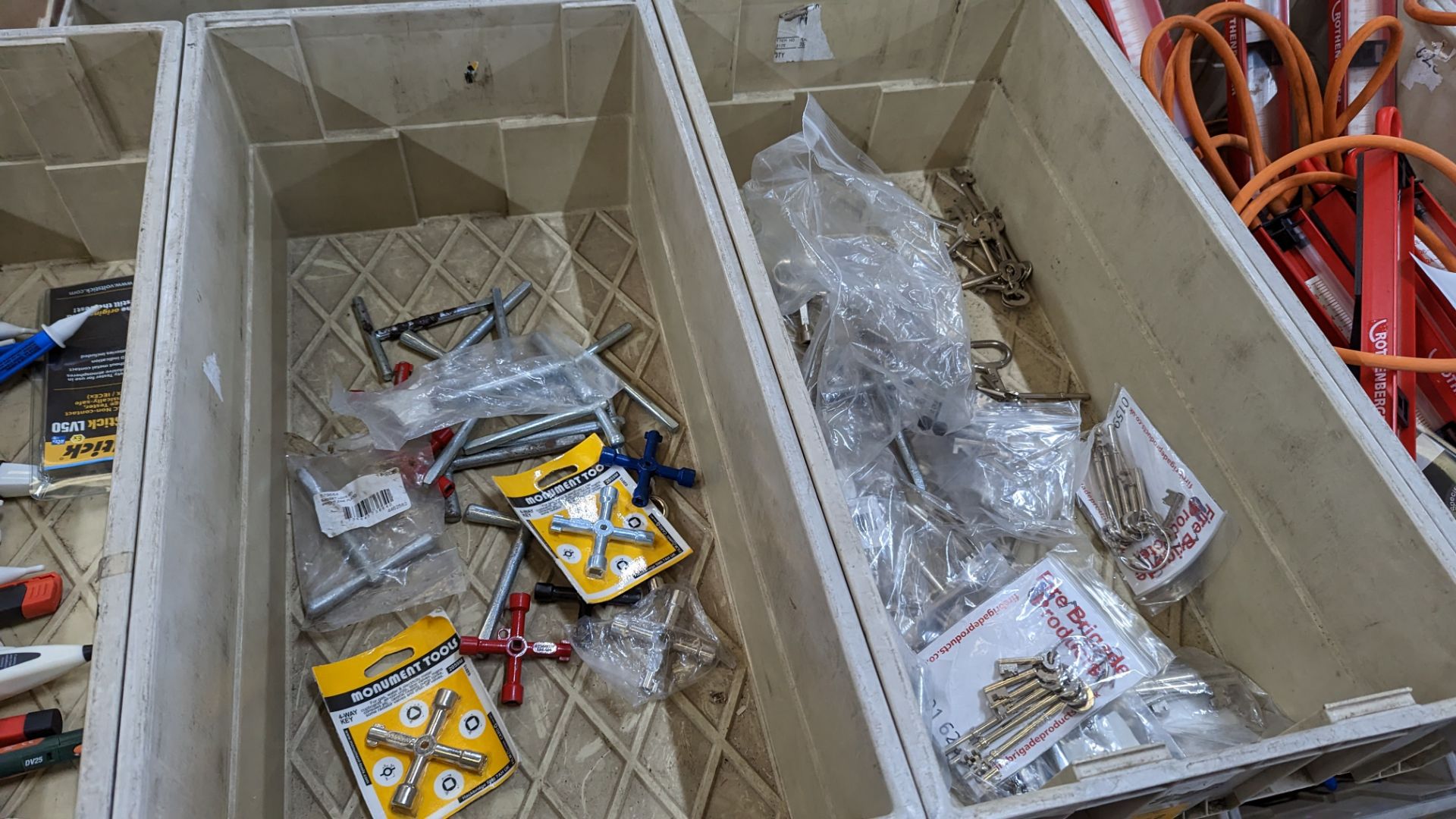 The contents of 2 crates of assorted keys, for cabinets and emergency access doors and meters and mo - Image 6 of 6