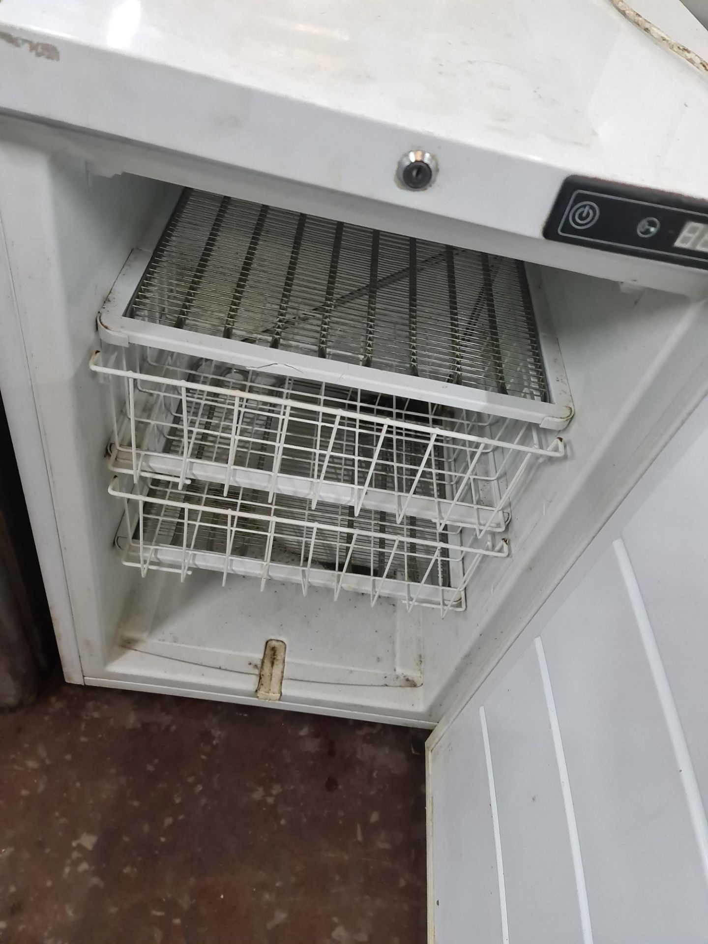 White undercounter freezer, model SPZ 751-116L - Image 5 of 5