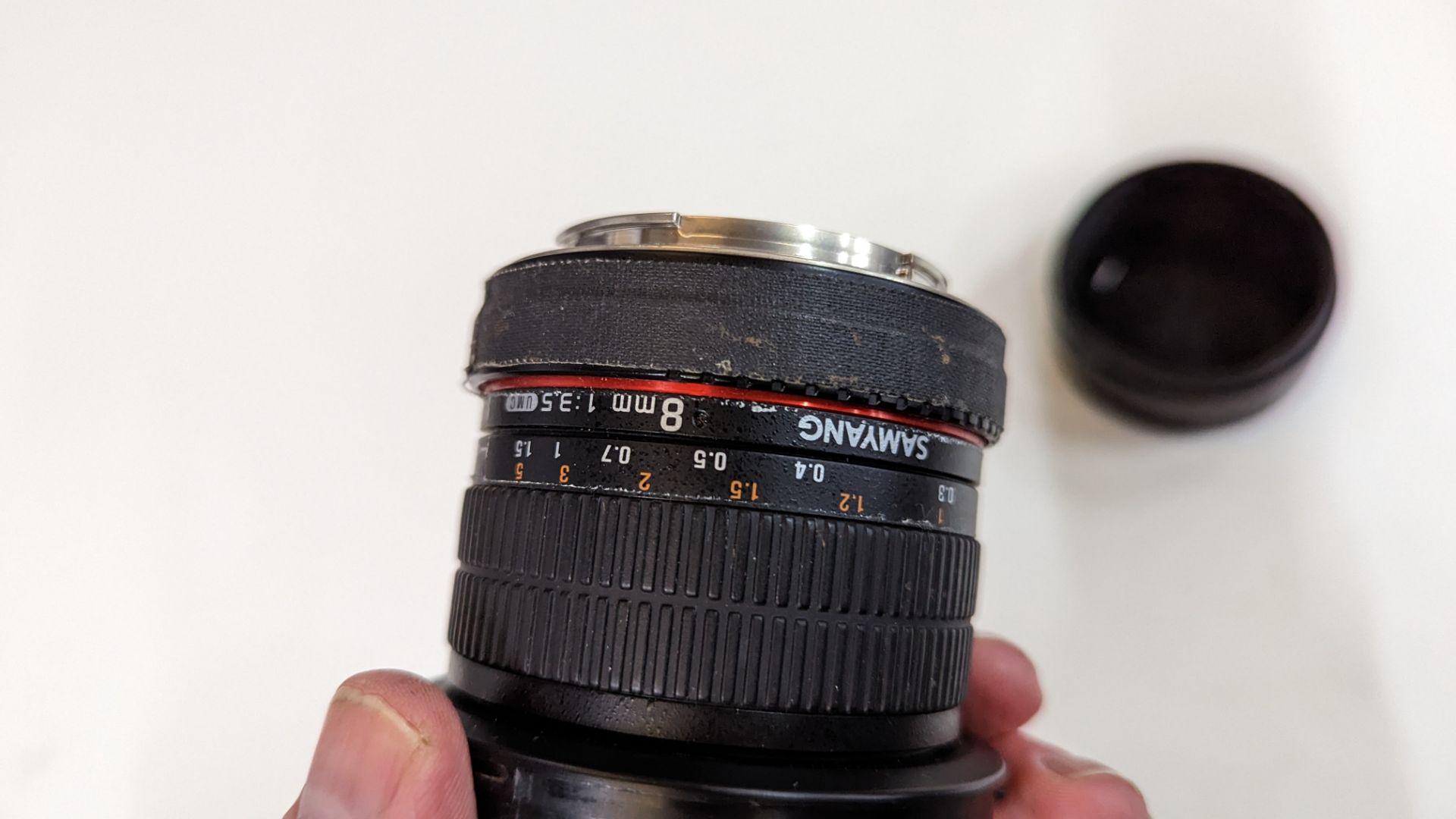 Samyang 8mm 1:3.5 UMC fish-eye CSII lens - Image 9 of 14
