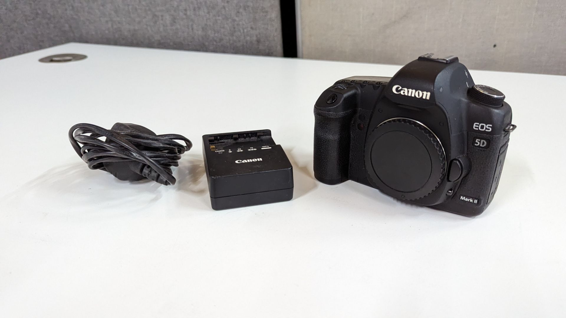 Canon EOS 5D Mark II digital camera plus Canon battery charger. N.B. no lens or battery included wi - Image 5 of 11