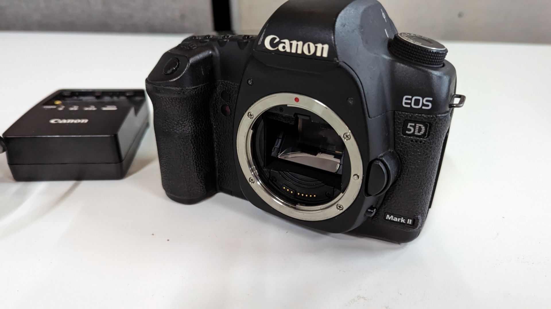 Canon EOS 5D Mark II digital camera plus Canon battery charger. N.B. no lens or battery included wi - Image 5 of 11