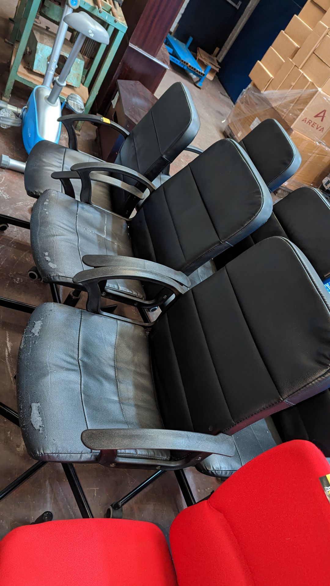 6 off black leather exec chairs - Image 8 of 9