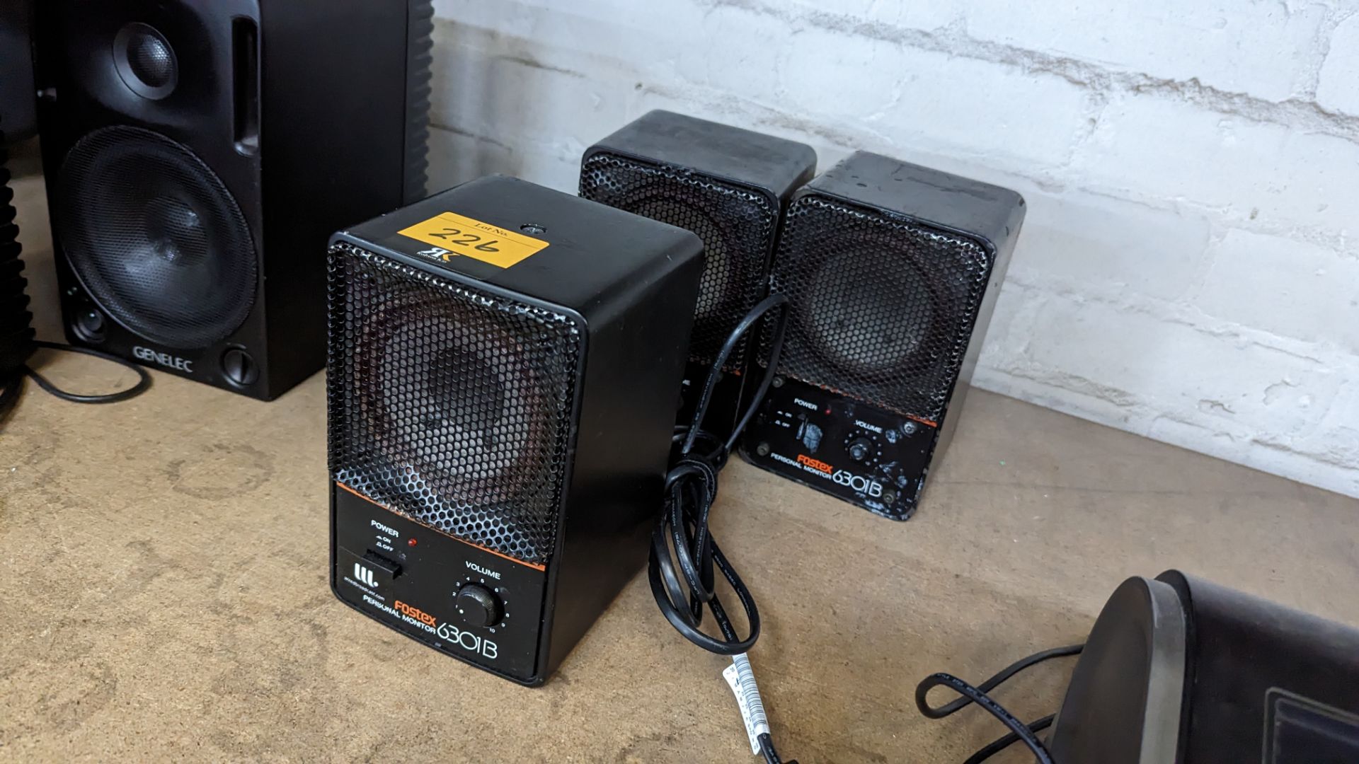 3 off Fostex personal monitor speakers, model 6301B. Please note the specification of each speaker - Image 3 of 8