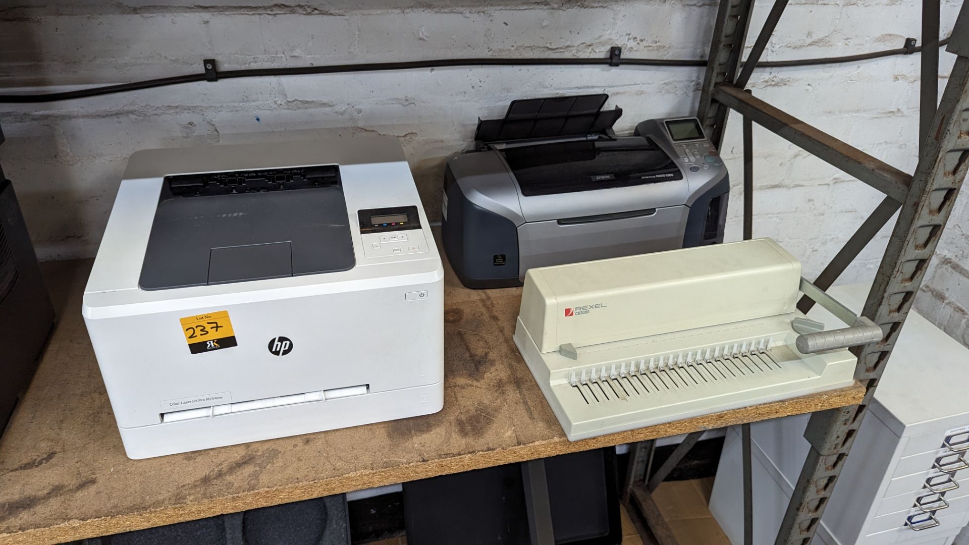 3 off assorted small printers and binding devices - Image 2 of 6
