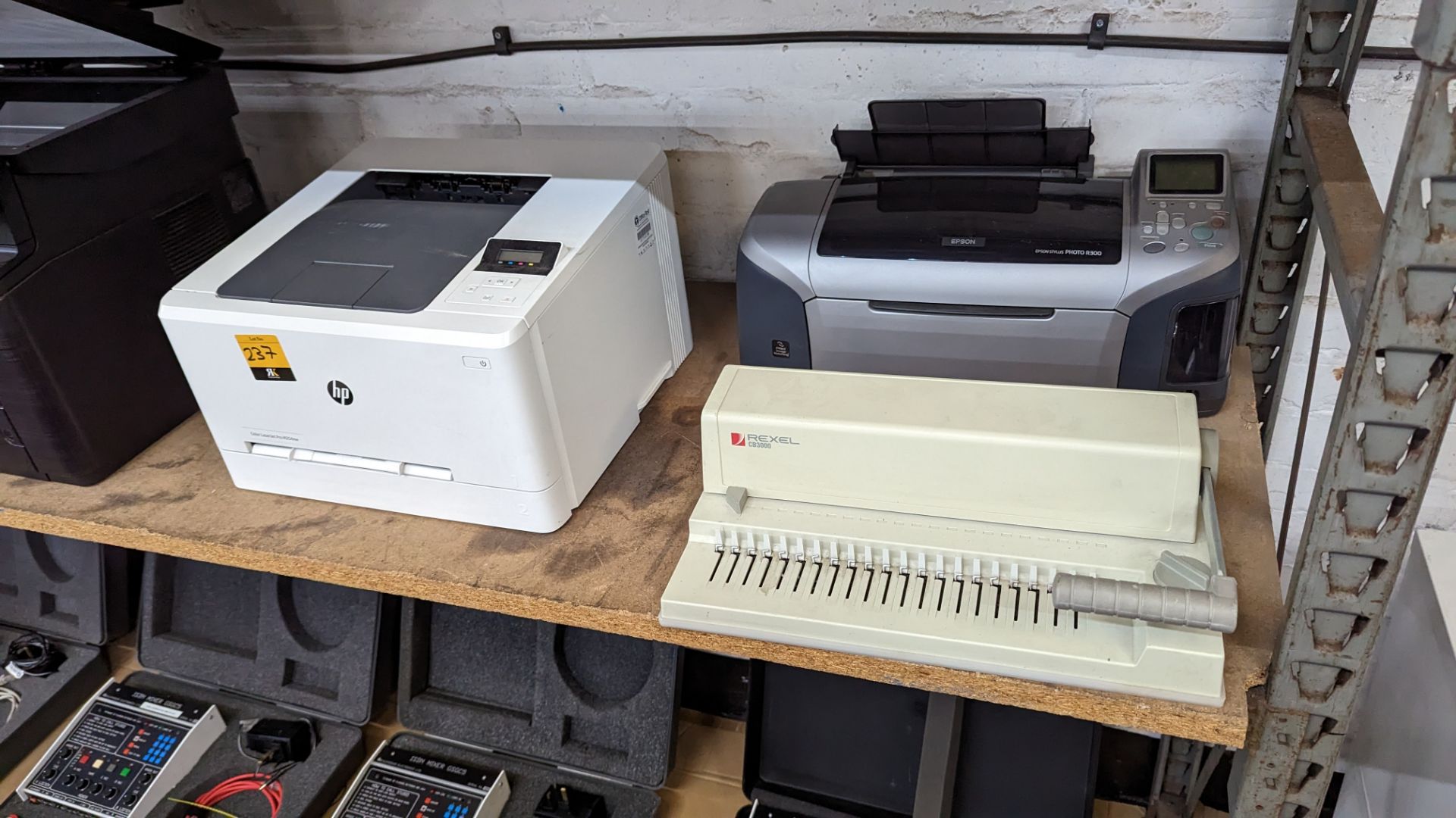 3 off assorted small printers and binding devices - Image 6 of 6