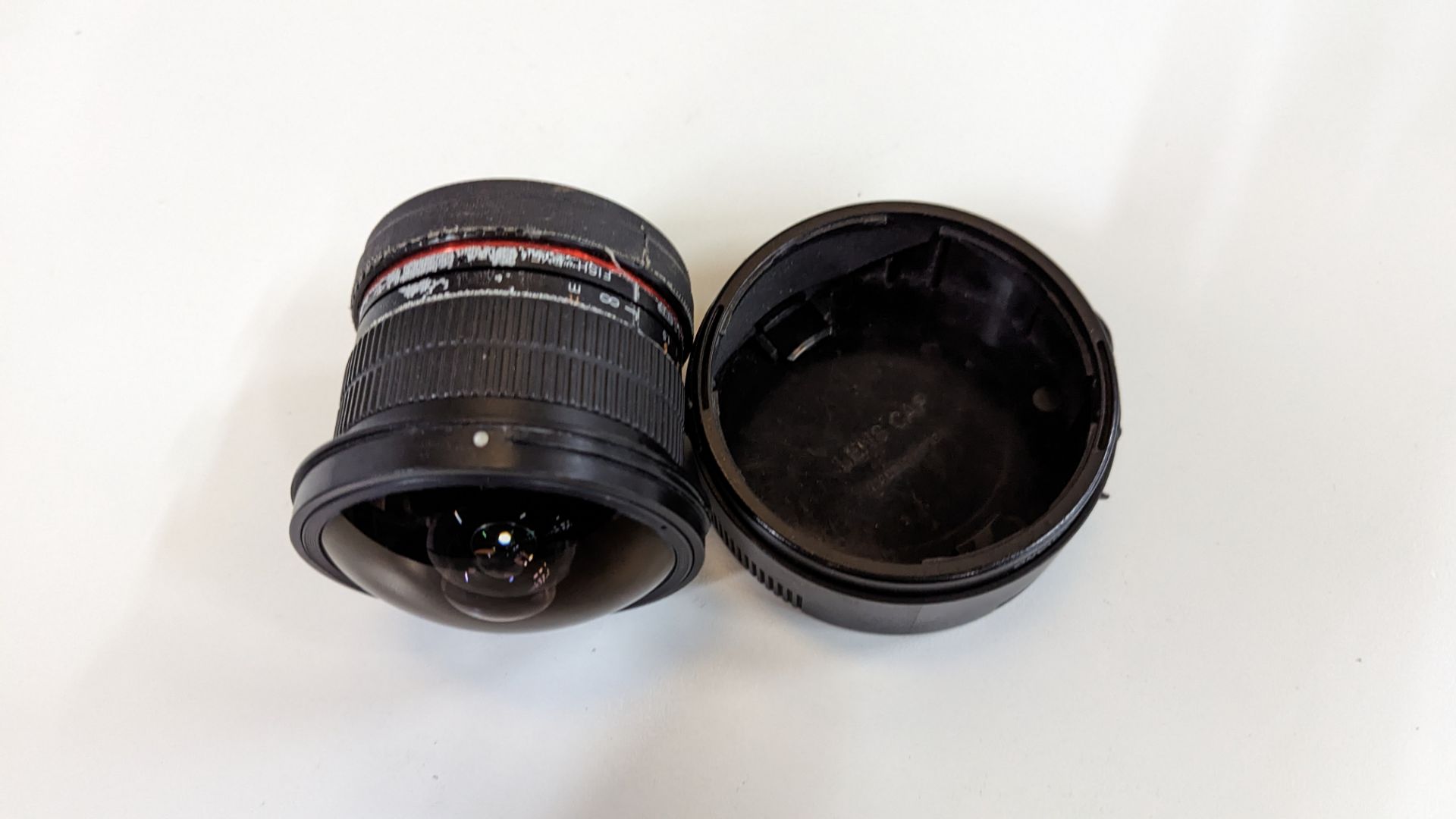 Samyang 8mm 1:3.5 UMC fish-eye CSII lens - Image 7 of 14