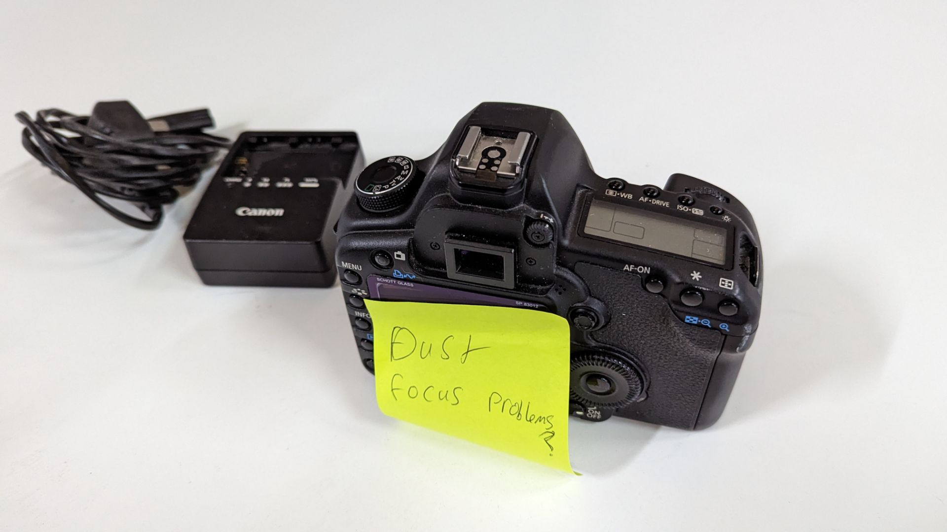 Canon EOS 5D Mark II digital camera plus Canon battery charger. N.B. no lens or battery included wi - Image 11 of 11