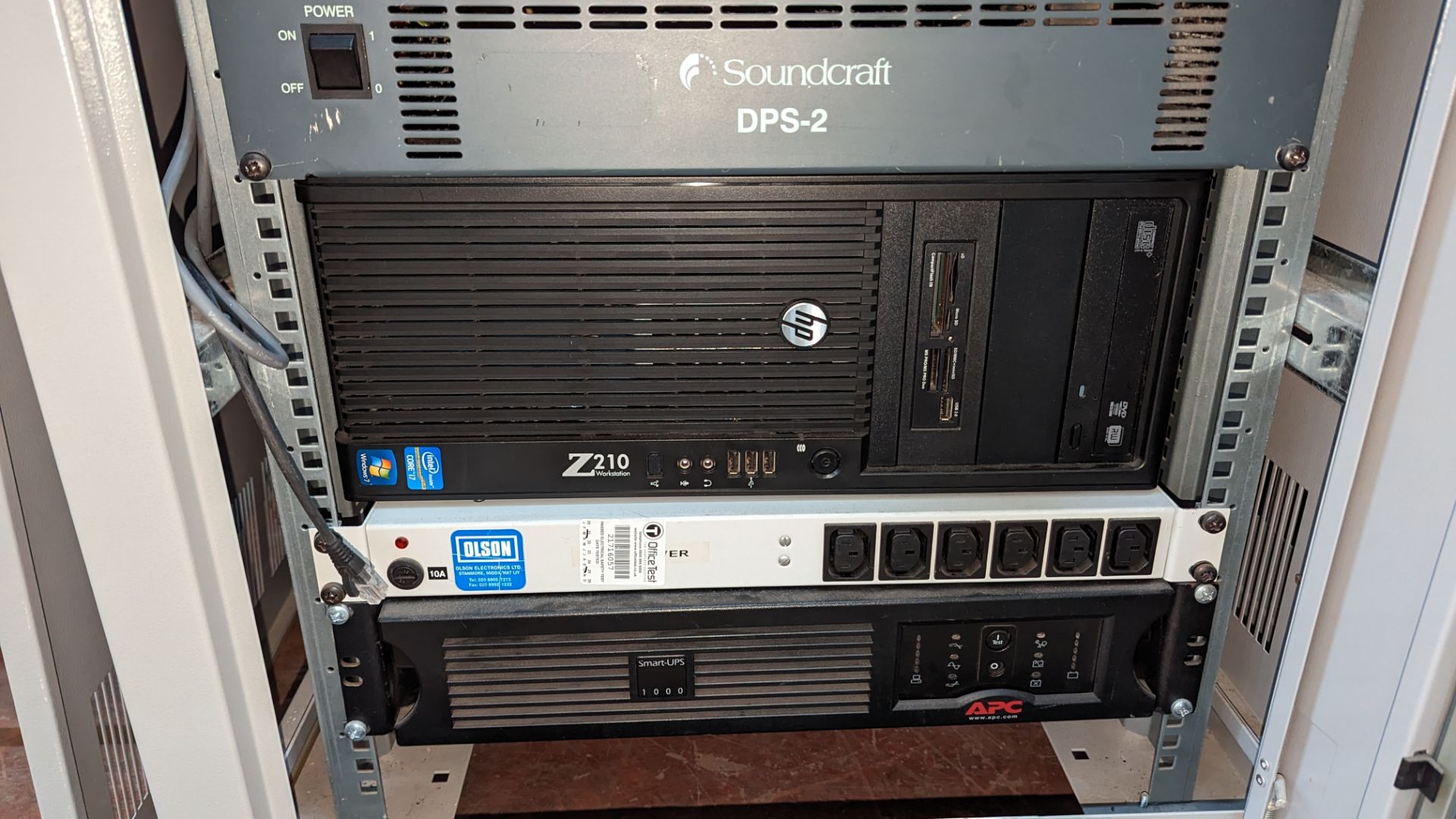 Rack mounted system and contents including Draytek modem, Vipronet wireless LAN, patch panel, Bridg- - Image 16 of 26