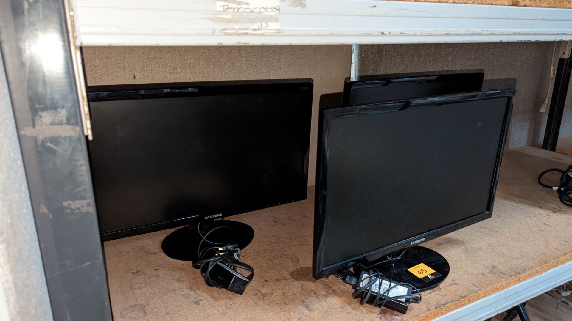 3 off Samsung 22" widescreen monitors