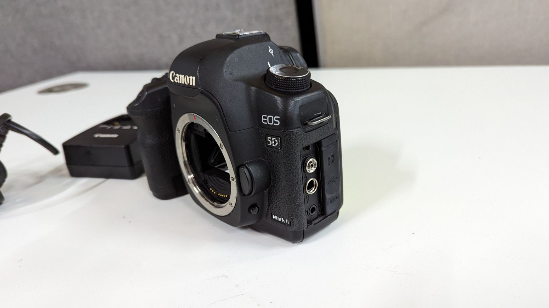 Canon EOS 5D Mark II digital camera plus Canon battery charger. N.B. no lens or battery included wi - Image 6 of 11