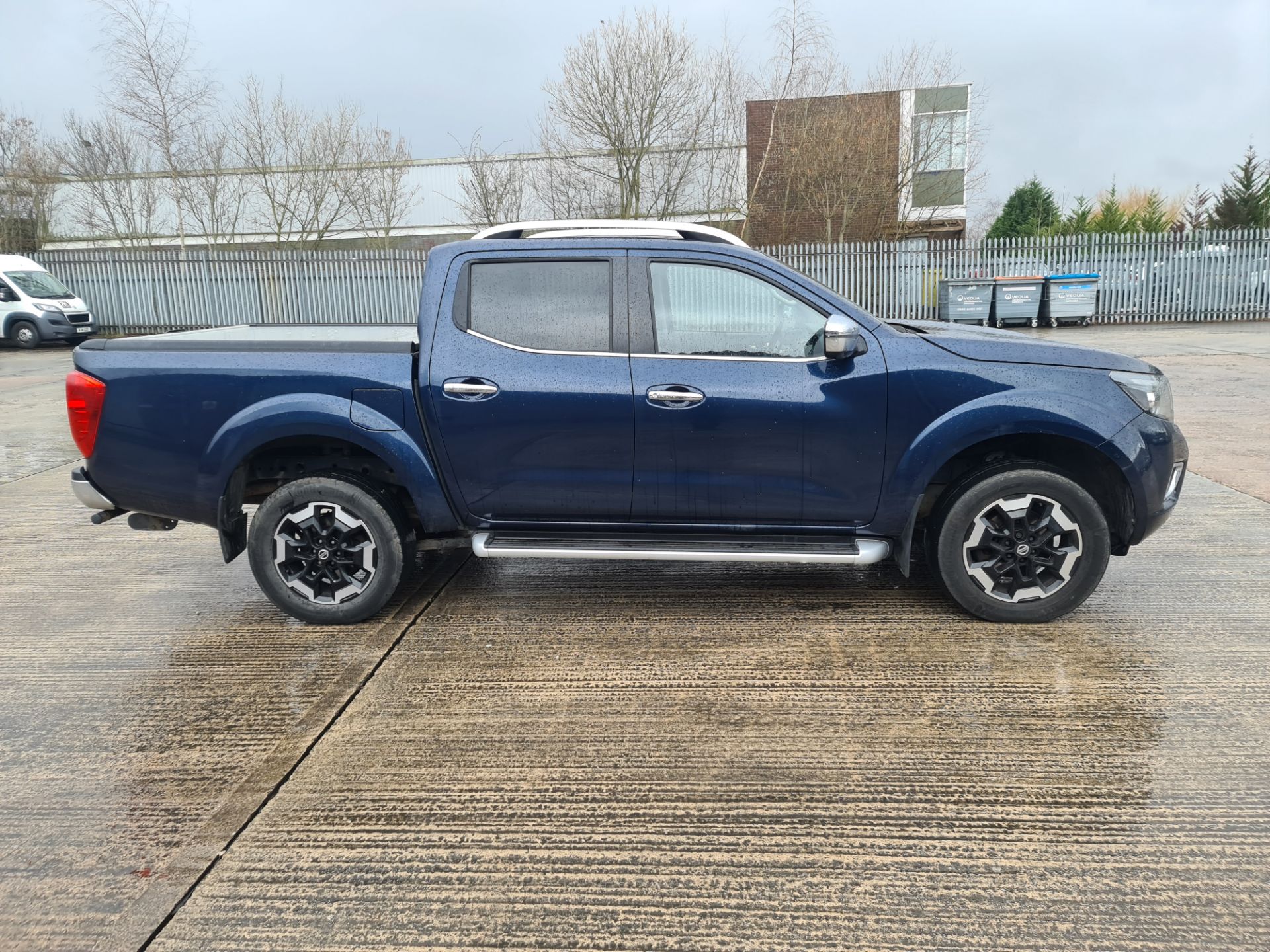 2021 Nissan Navara Tekna DCI pick-up, 7 speed auto gearbox, brand new engine - Image 2 of 92