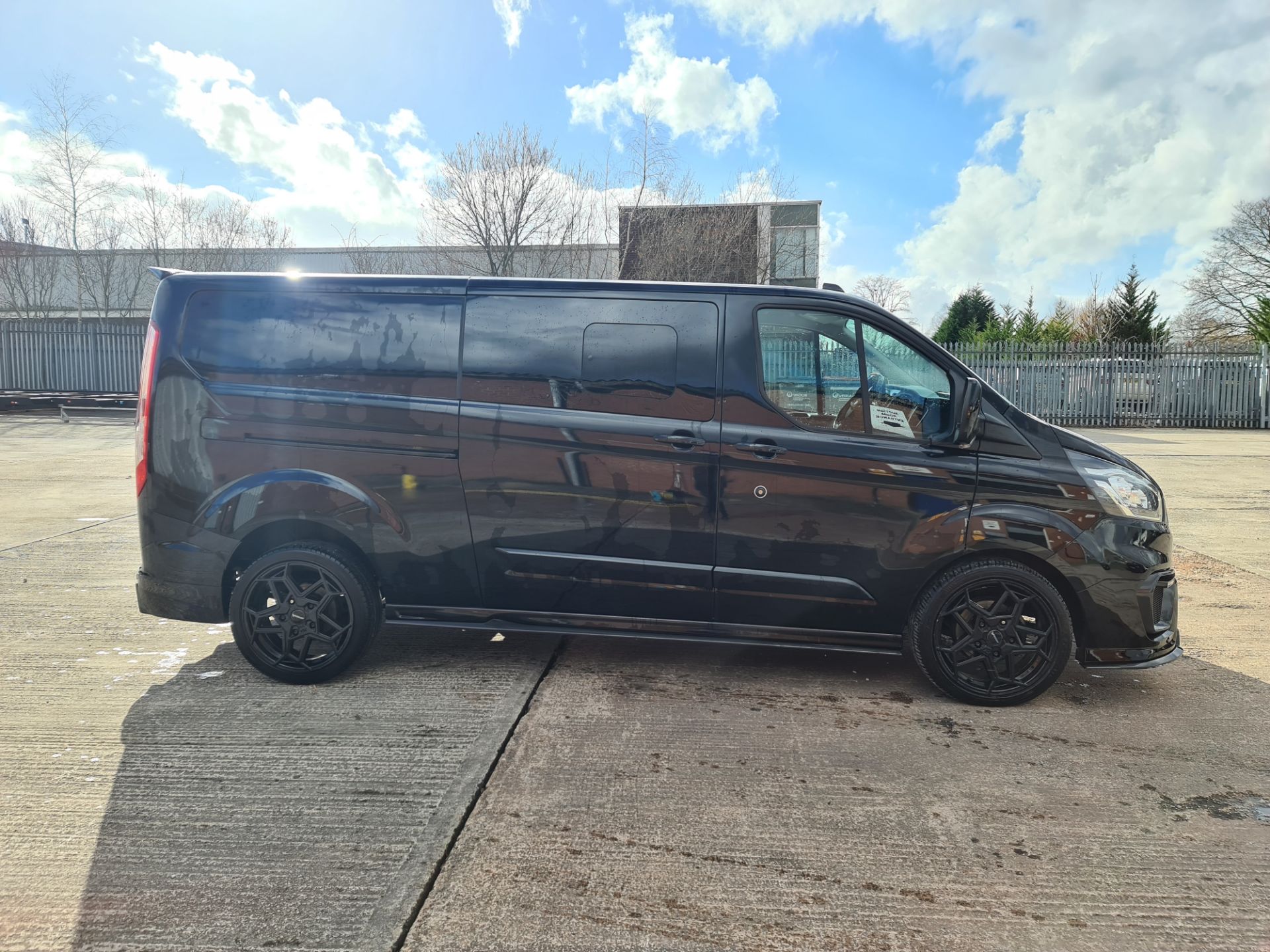 2021 Ford Transit 320LMTD Motion R panel van, auto gearbox, Ultra High Spec - Image 2 of 102