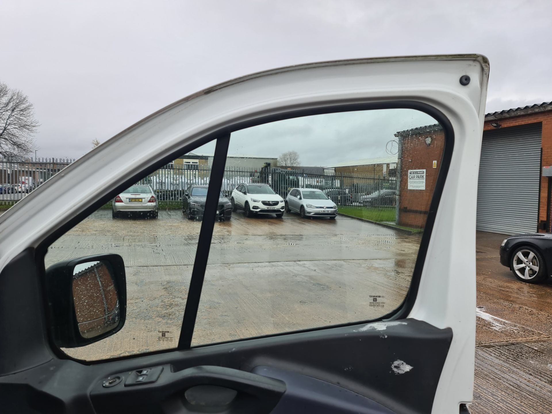 2015 Vauxhall Vivaro 2900 CDTi panel van - Image 13 of 66