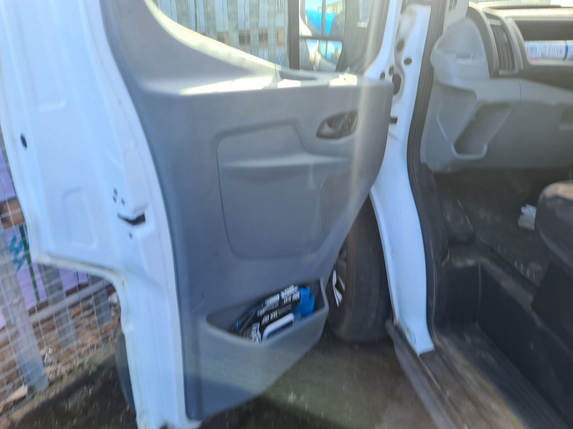 2018 Ford Transit 350 L4 H3 panel van - Image 11 of 61