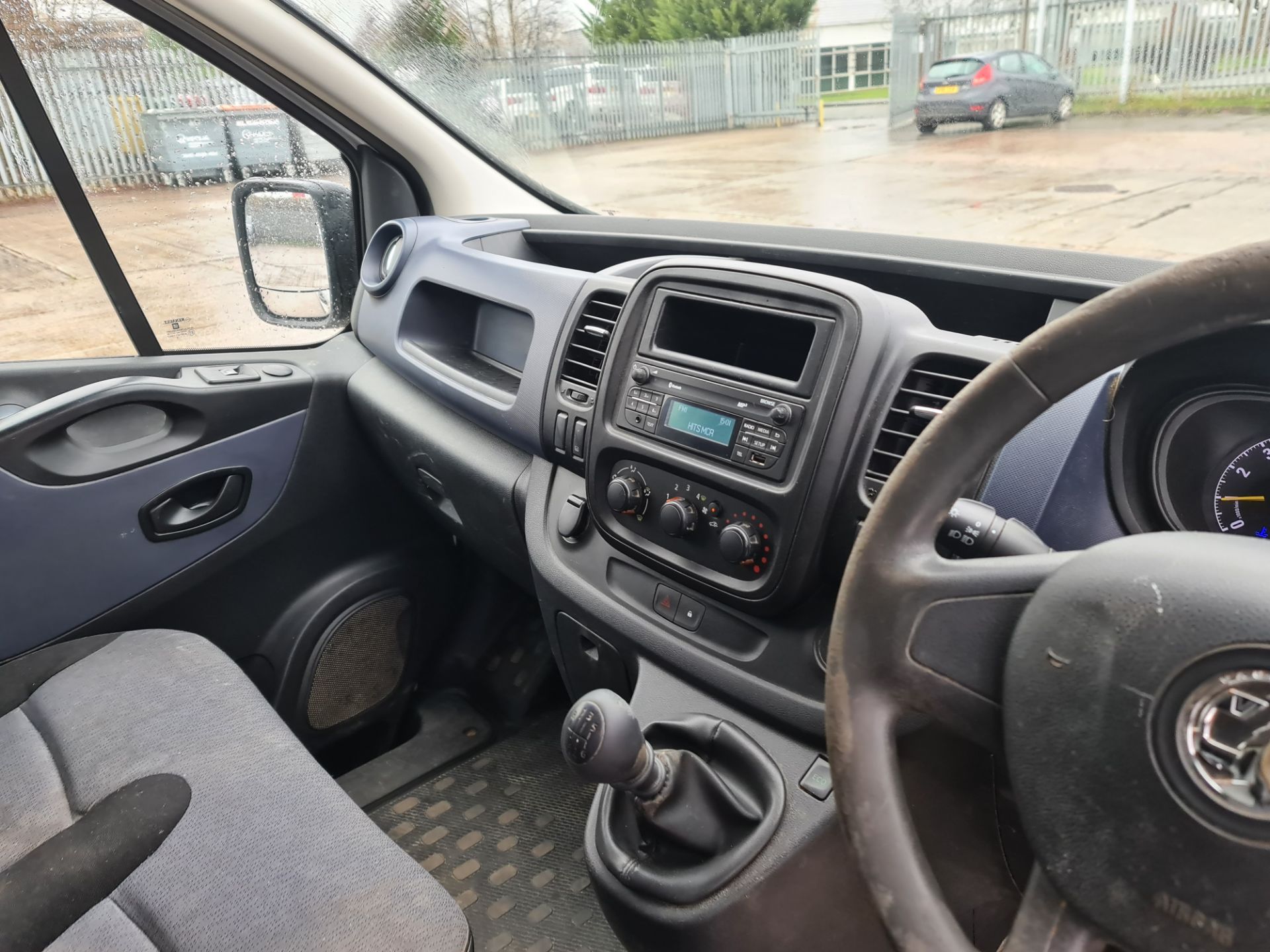 2015 Vauxhall Vivaro 2900 CDTi panel van - Image 24 of 66