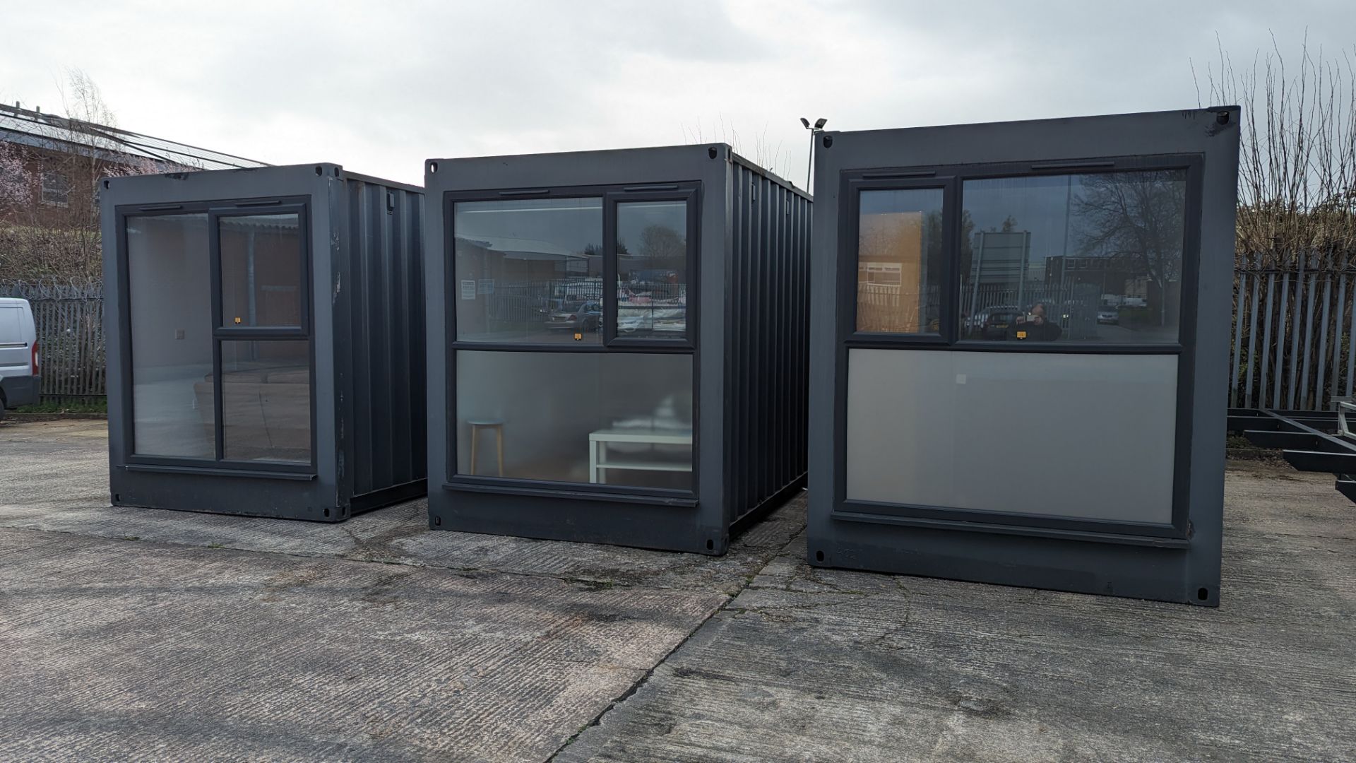 Container based show home. This lot comprises 3 off 20ft containers, which connect together - Image 2 of 40