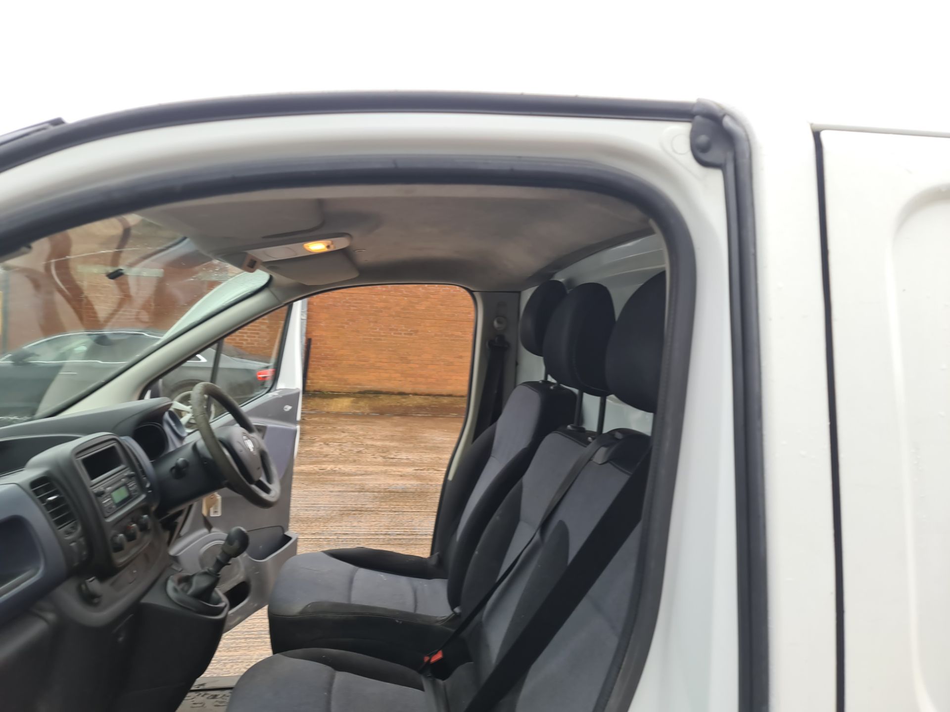 2015 Vauxhall Vivaro 2900 CDTi panel van - Image 48 of 66