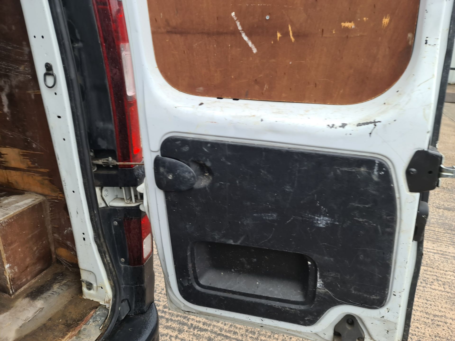 2015 Vauxhall Vivaro 2900 CDTi panel van - Image 33 of 66
