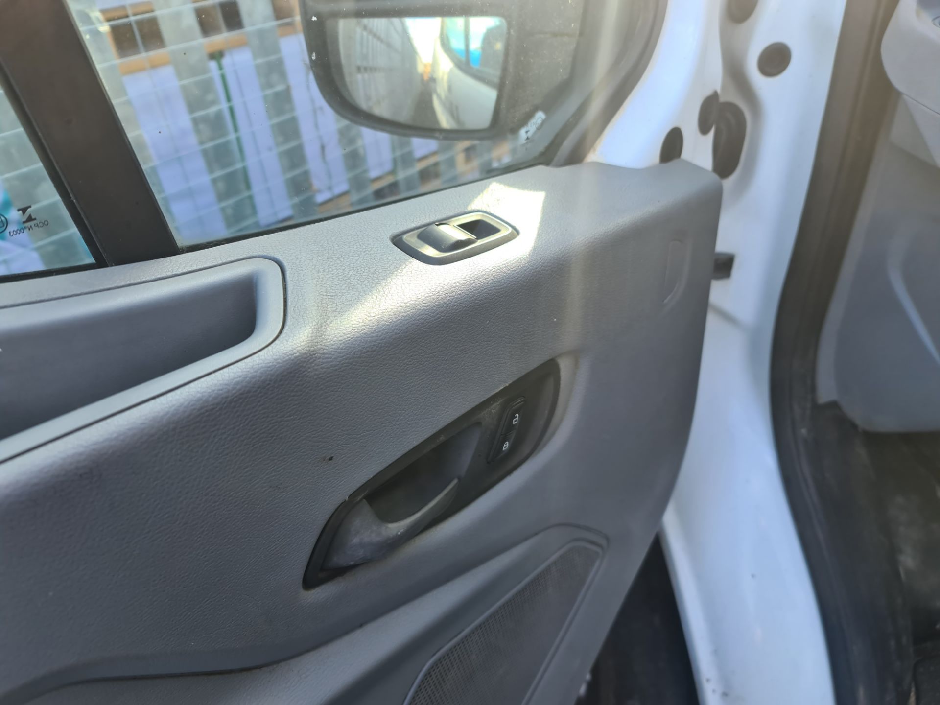 2018 Ford Transit 350 L4 H3 panel van - Image 13 of 61