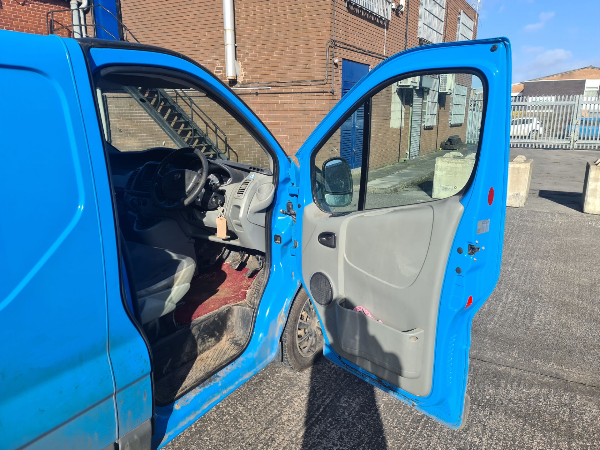 2010 Vauxhall Vivaro 2900 CDTi LWB panel van - Image 44 of 65