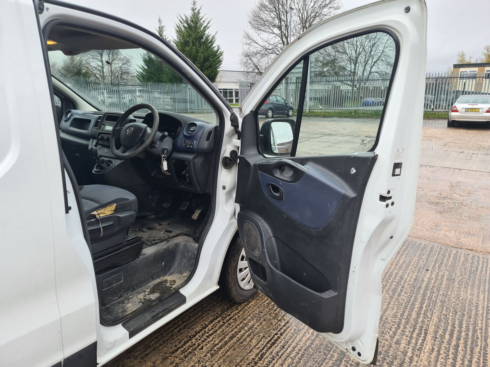 2015 Vauxhall Vivaro 2900 CDTi panel van - Image 10 of 66