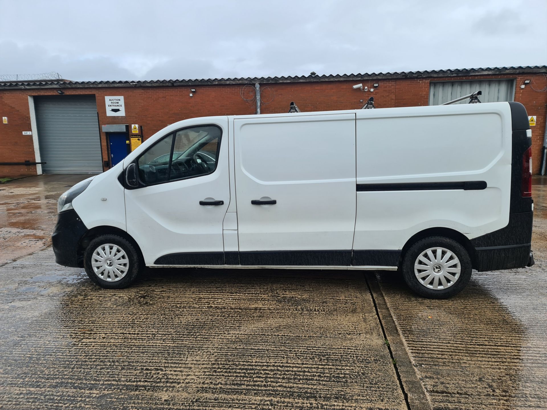 2015 Vauxhall Vivaro 2900 CDTi panel van - Image 6 of 66