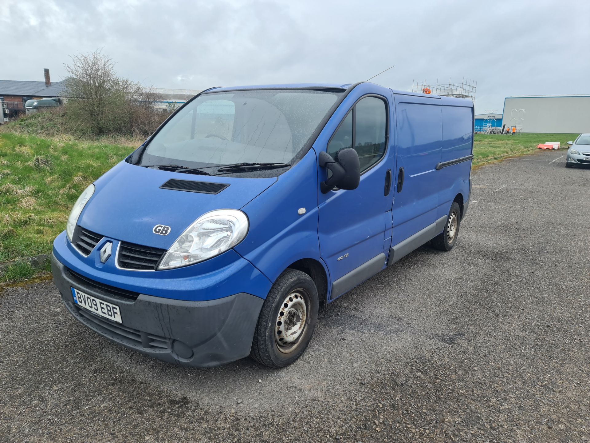 2009 Renault Trafic LL29 DCi 115 panel van, Registration BV09 EBF . 6 speed manual gearbox, 1995cc - Image 7 of 53